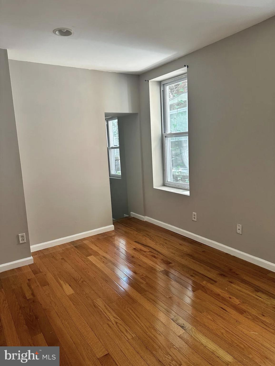 FAIRMOUNT - Residential Lease