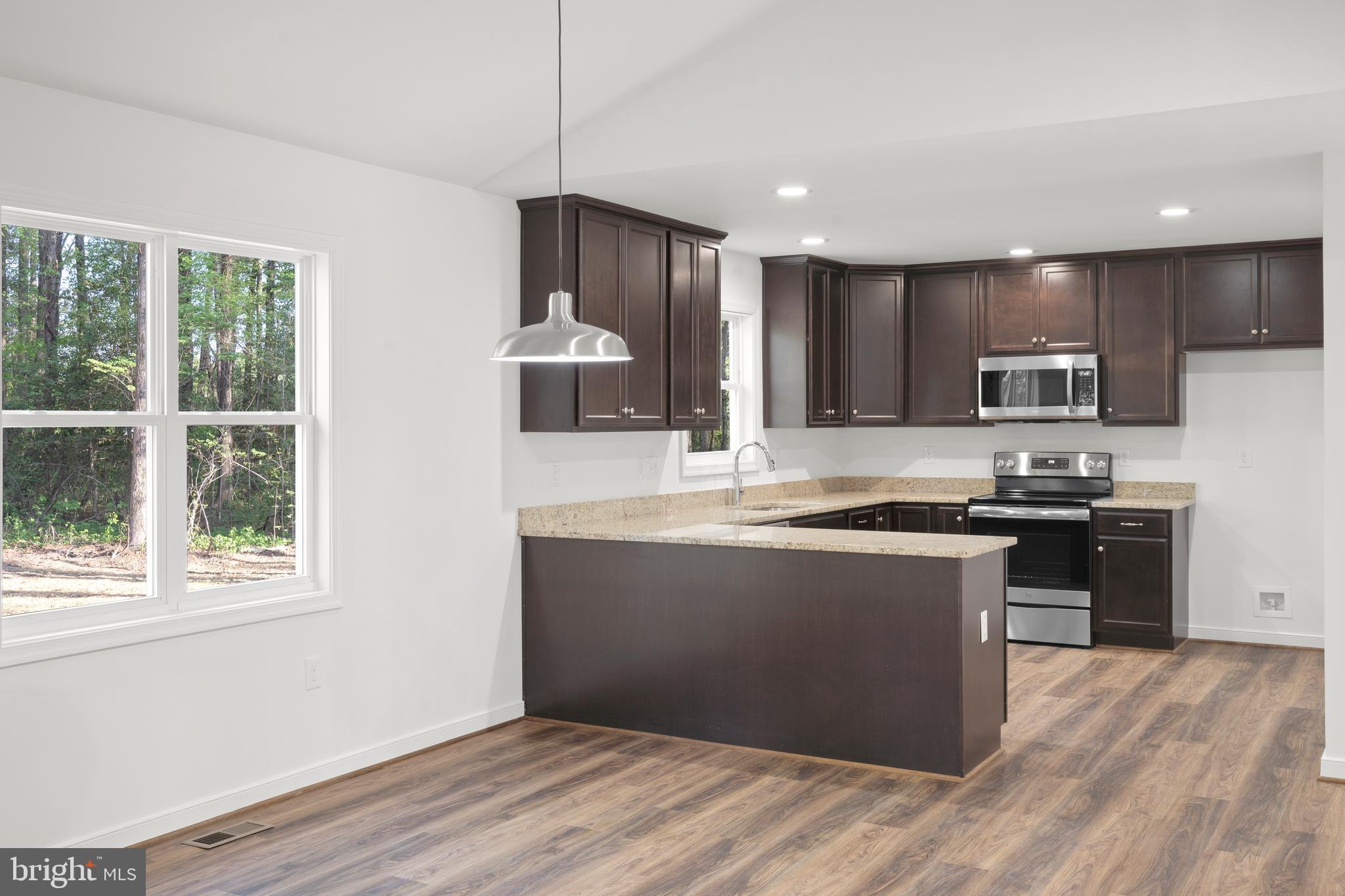 BOTH WATERS ESTATES - Residential