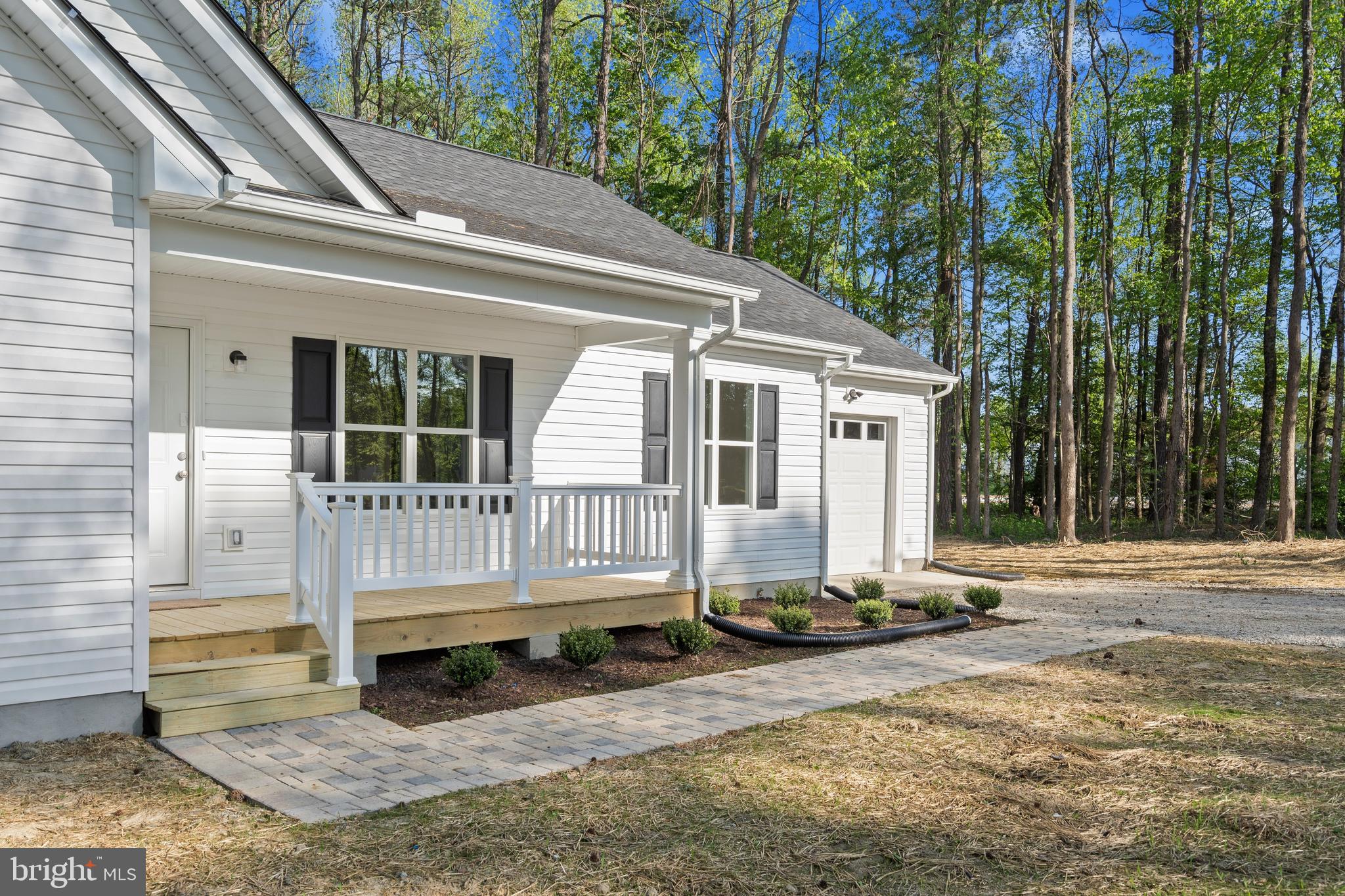 BOTH WATERS ESTATES - Residential