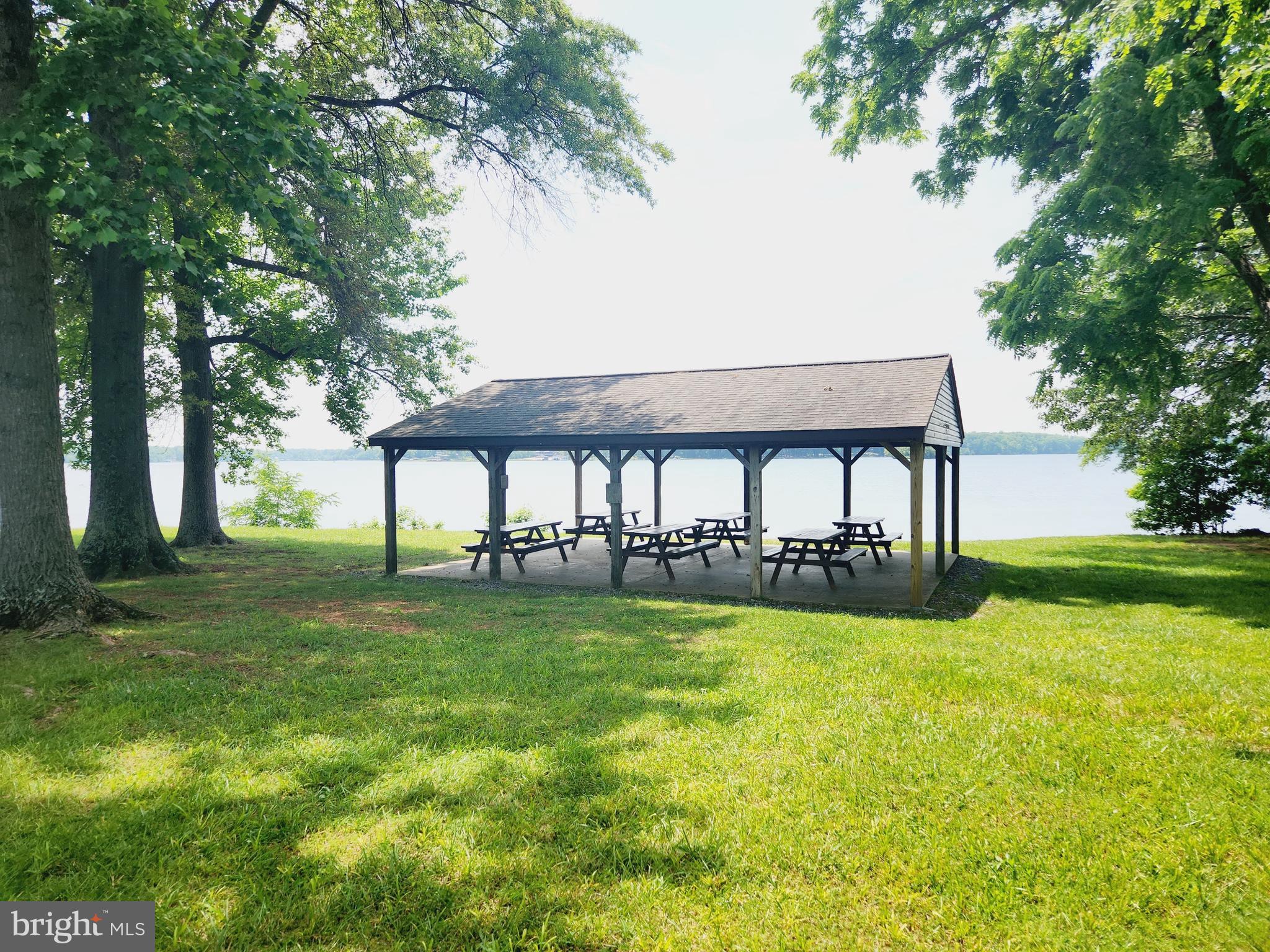 BOTH WATERS ESTATES - Residential