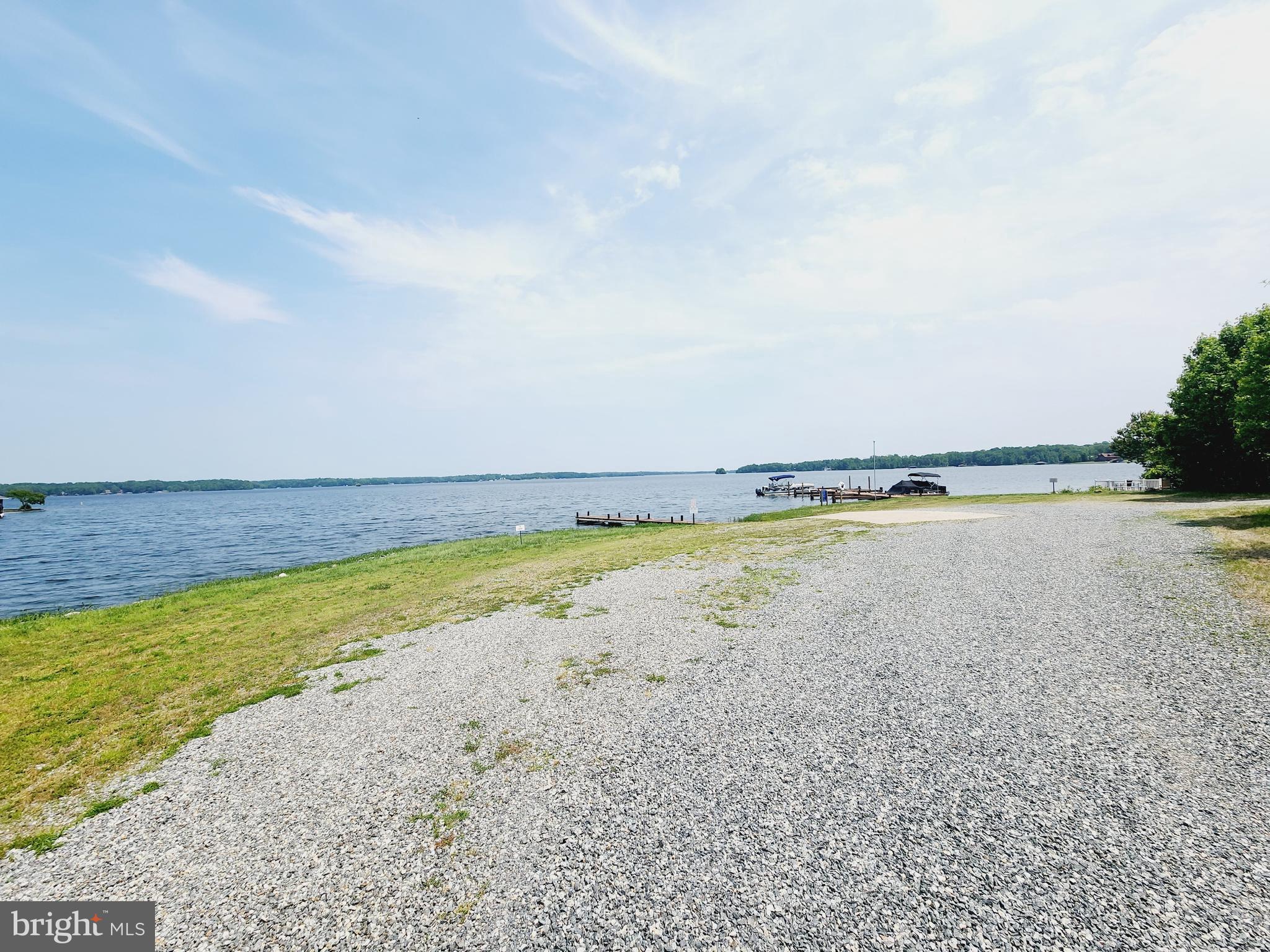 BOTH WATERS ESTATES - Residential