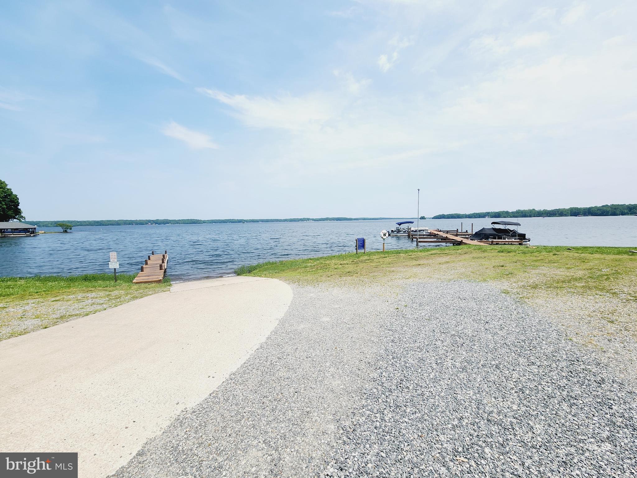 BOTH WATERS ESTATES - Residential