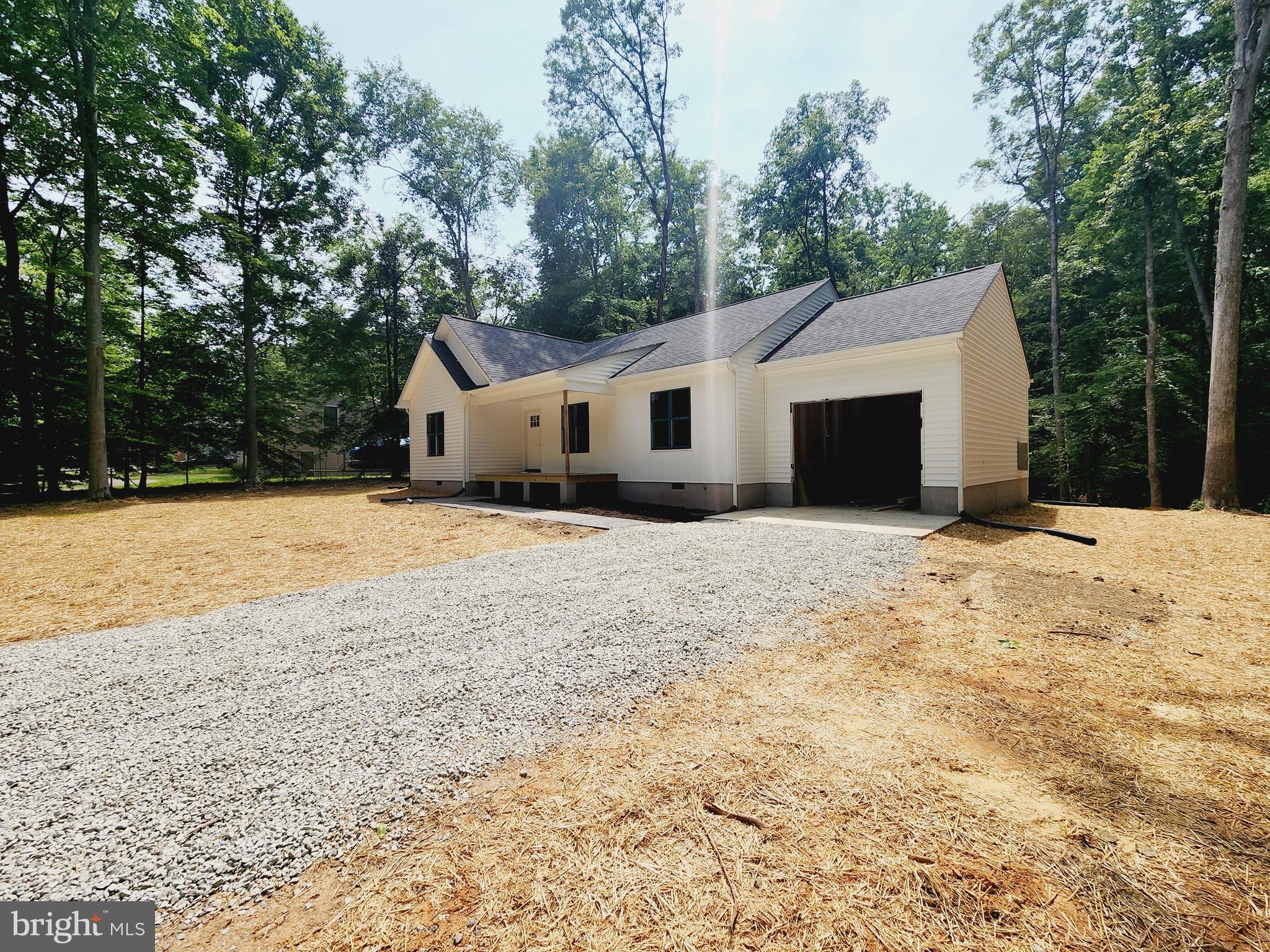 BOTH WATERS ESTATES - Residential