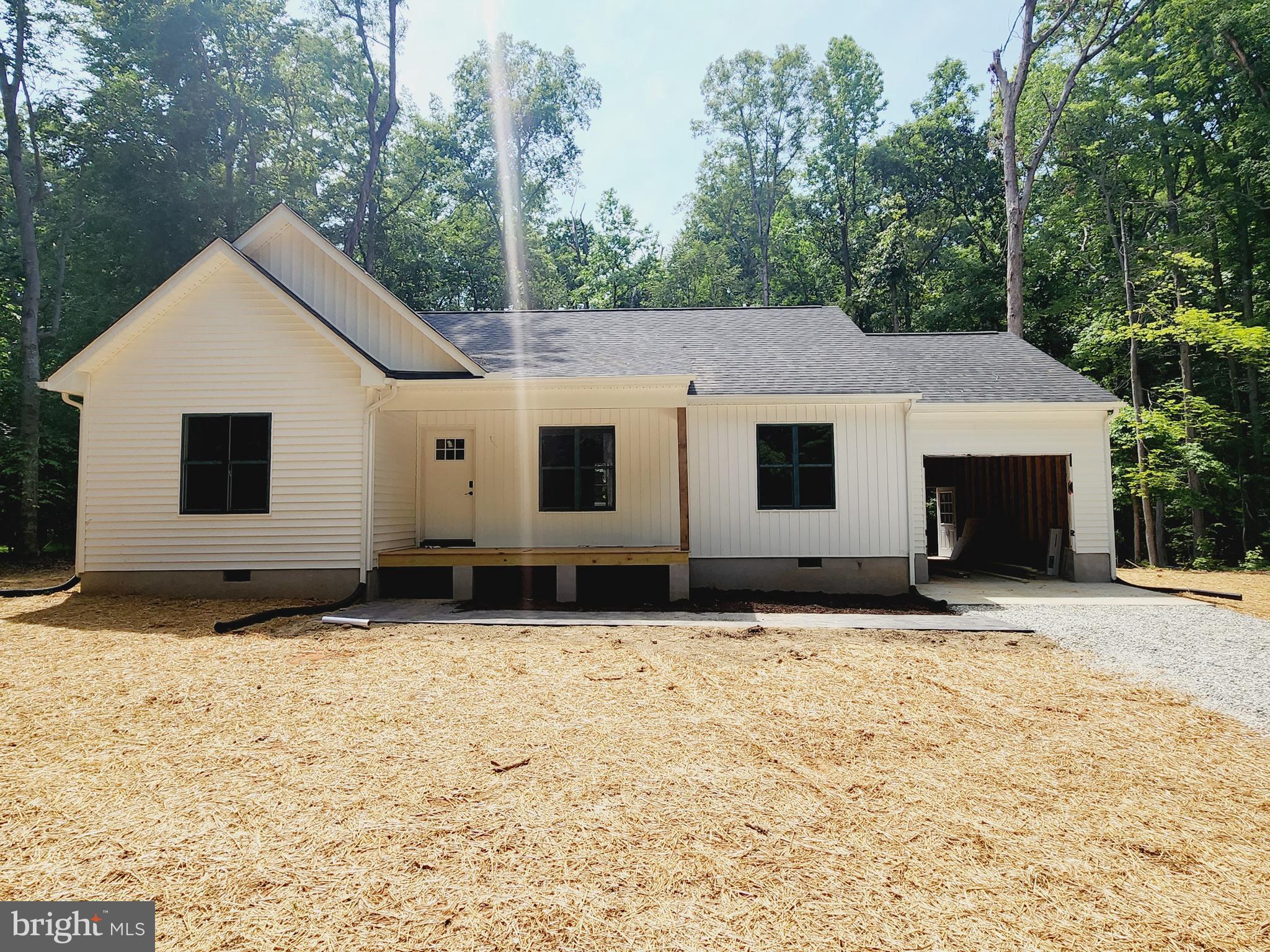 BOTH WATERS ESTATES - Residential