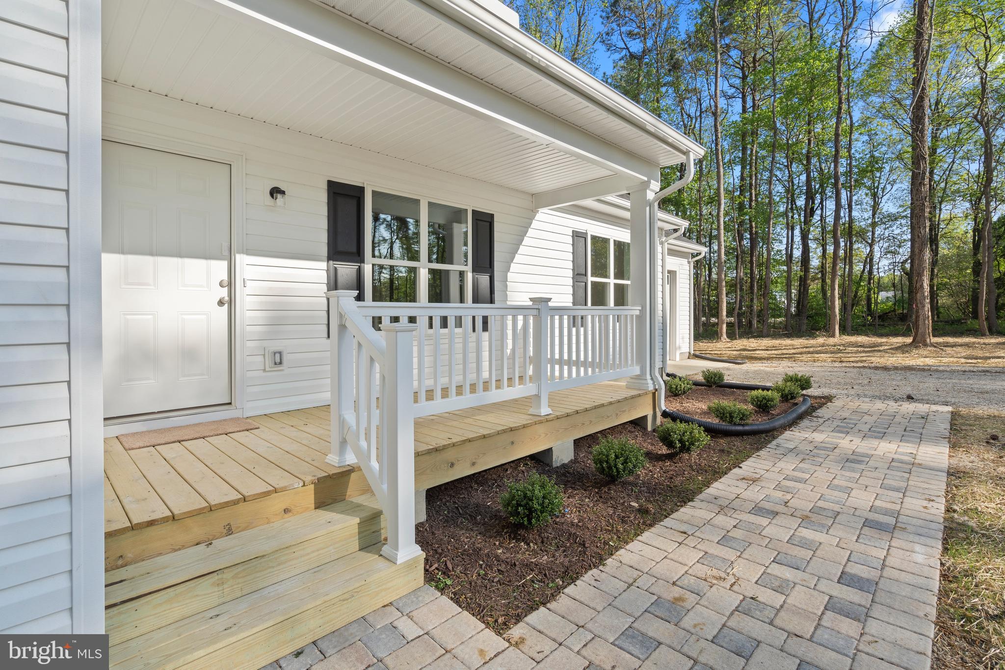 BOTH WATERS ESTATES - Residential