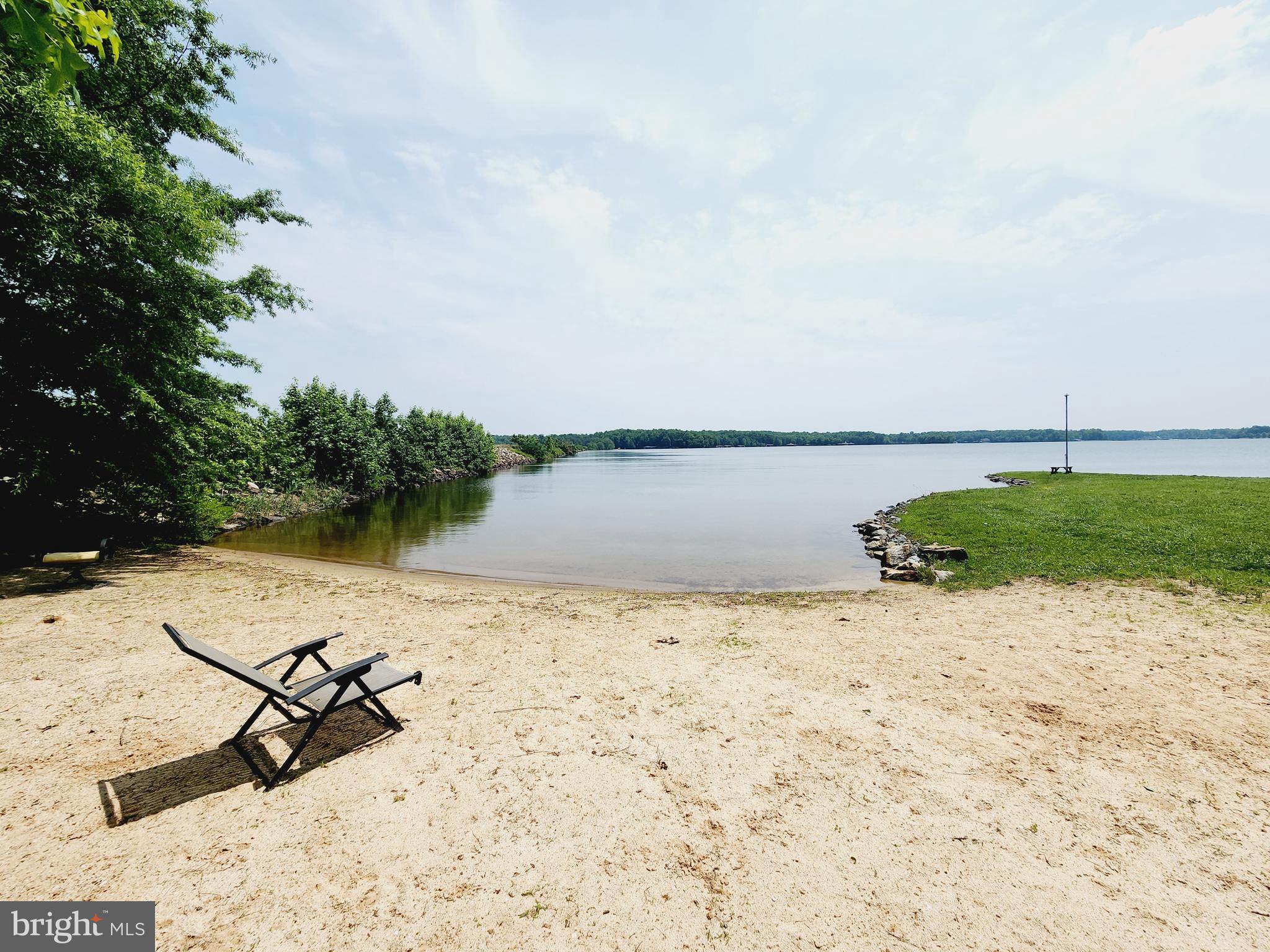 BOTH WATERS ESTATES - Residential