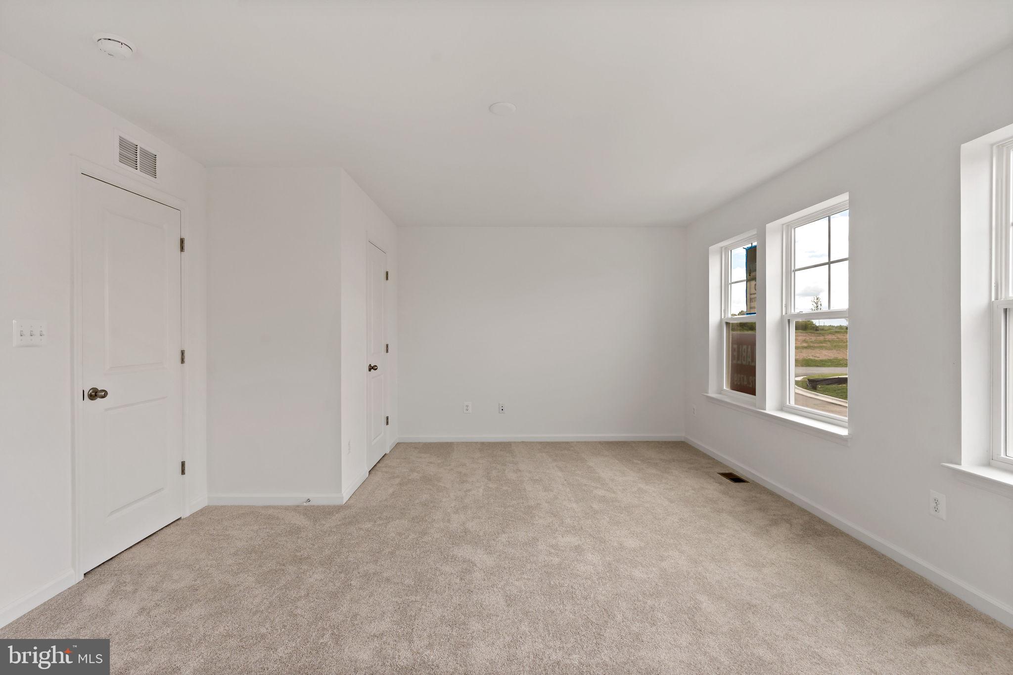 SOUTH BROOK - Residential