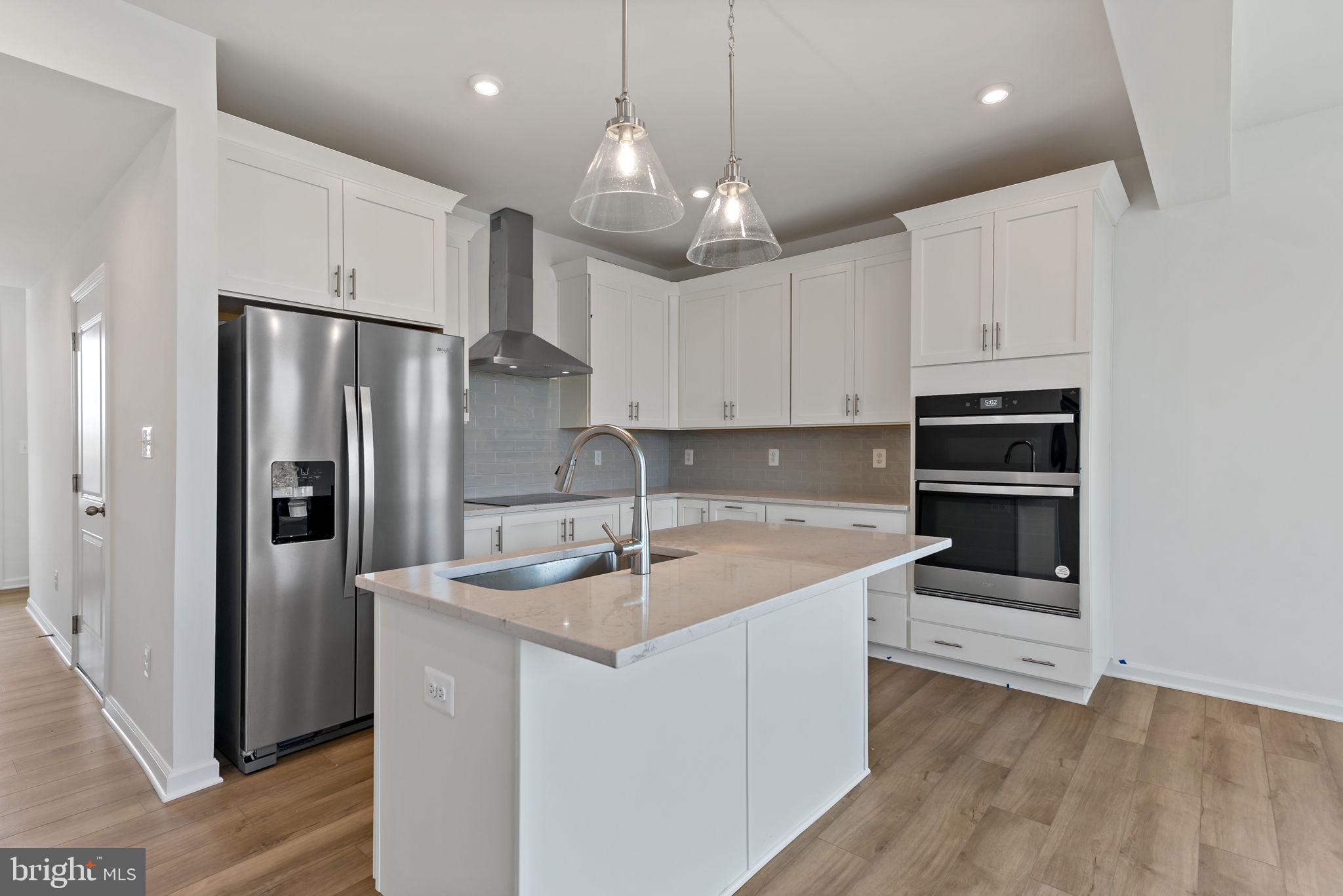 SOUTH BROOK - Residential