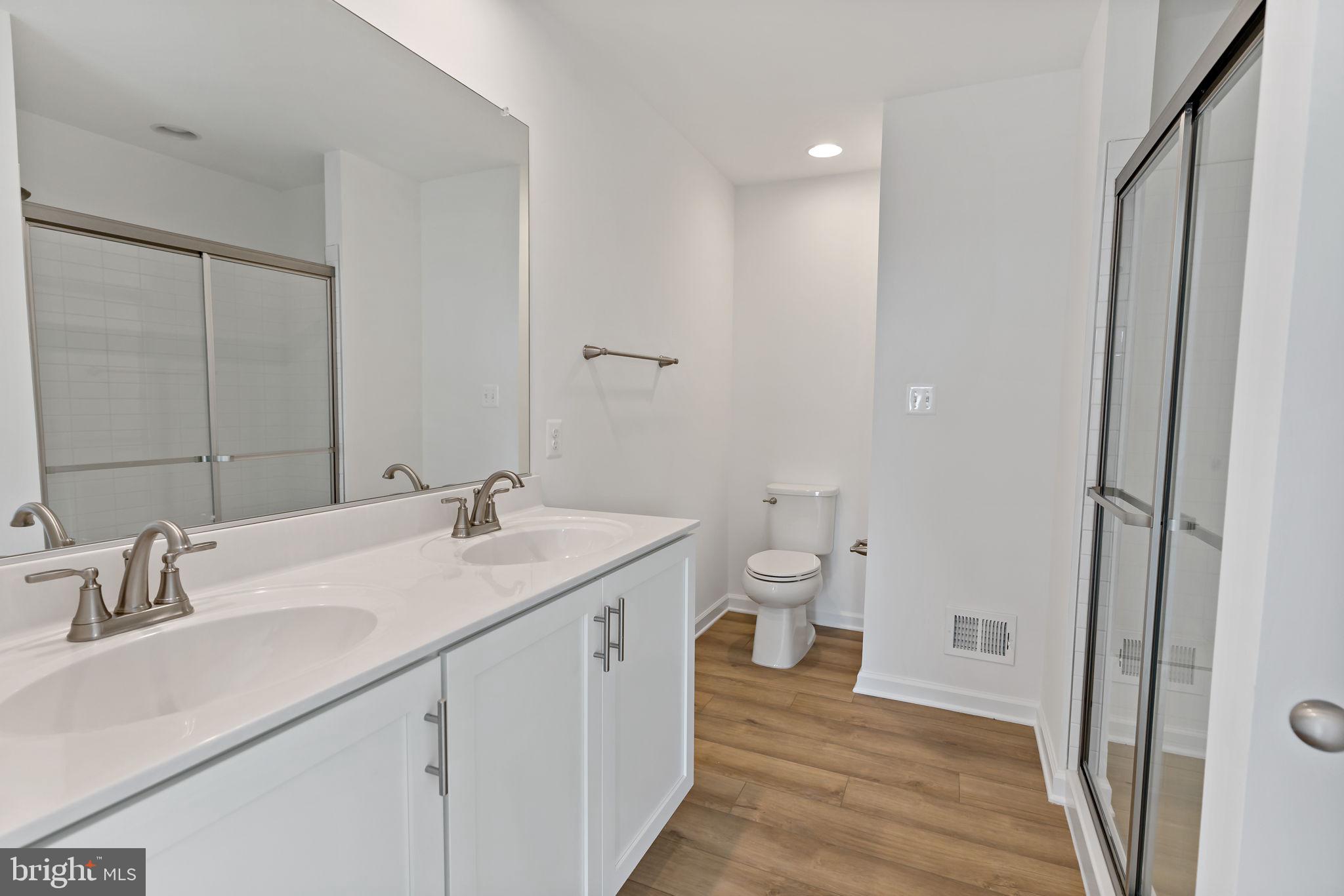 SOUTH BROOK - Residential