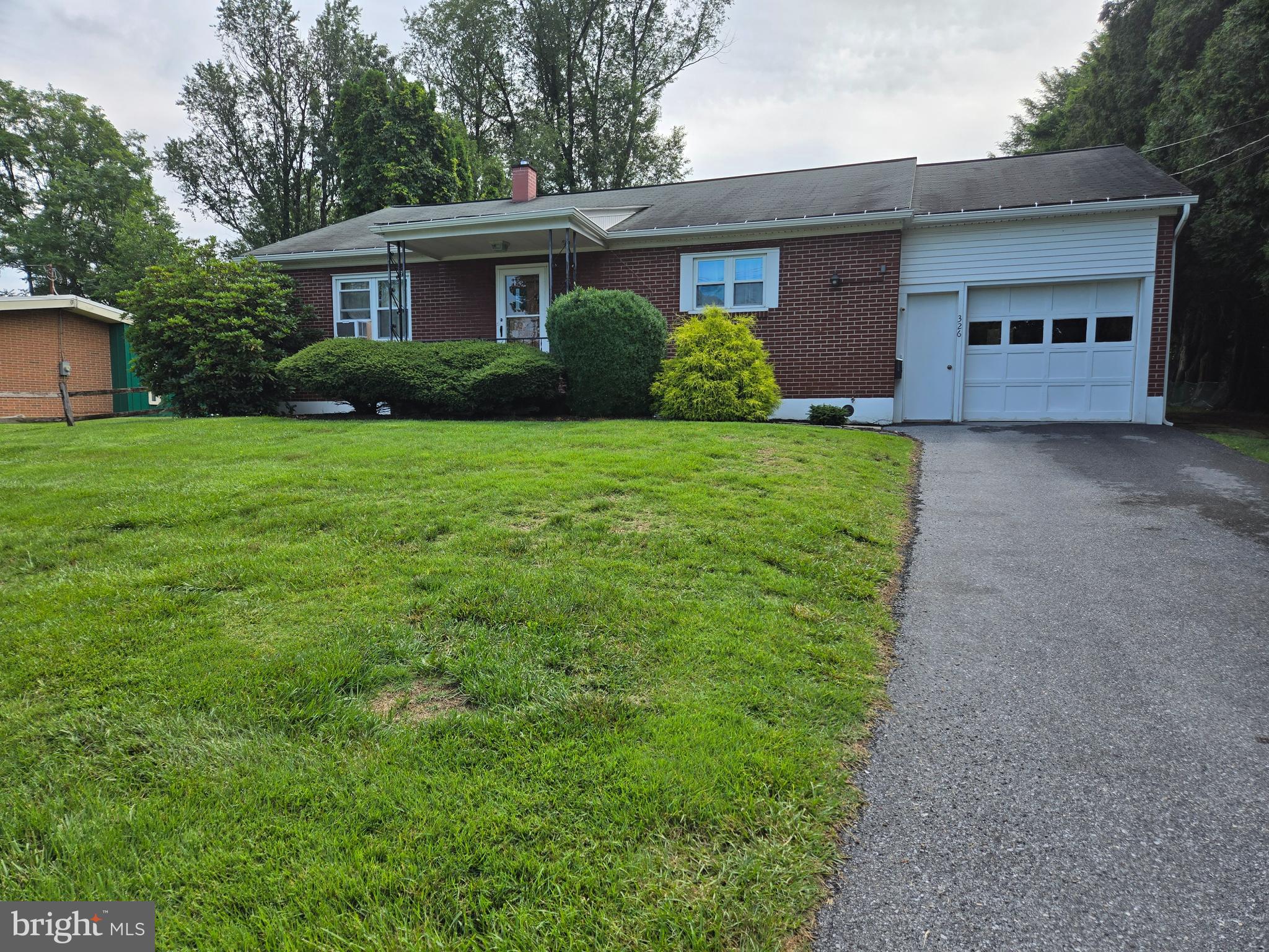 Big News! The roof is being replaced!
This well-maintained 3-bedroom, 1.5-bath home is a must-see! Located in a quiet, family-friendly neighborhood, it features:
✅ One-car garage
✅ Spacious living area with a cozy wood-burning fireplace
✅ Clean Home
✅ Backyard patio with a second wood-burning fireplace – perfect for entertaining!
✅ Handy storage shed for tools or hobbies
Don’t miss your chance to own this charming home with great curb appeal and plenty of character.