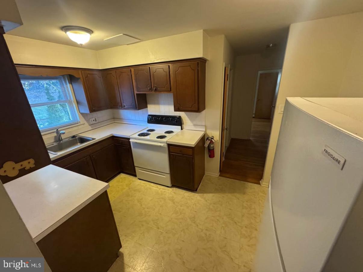 NON AVAILABLE - Residential Lease