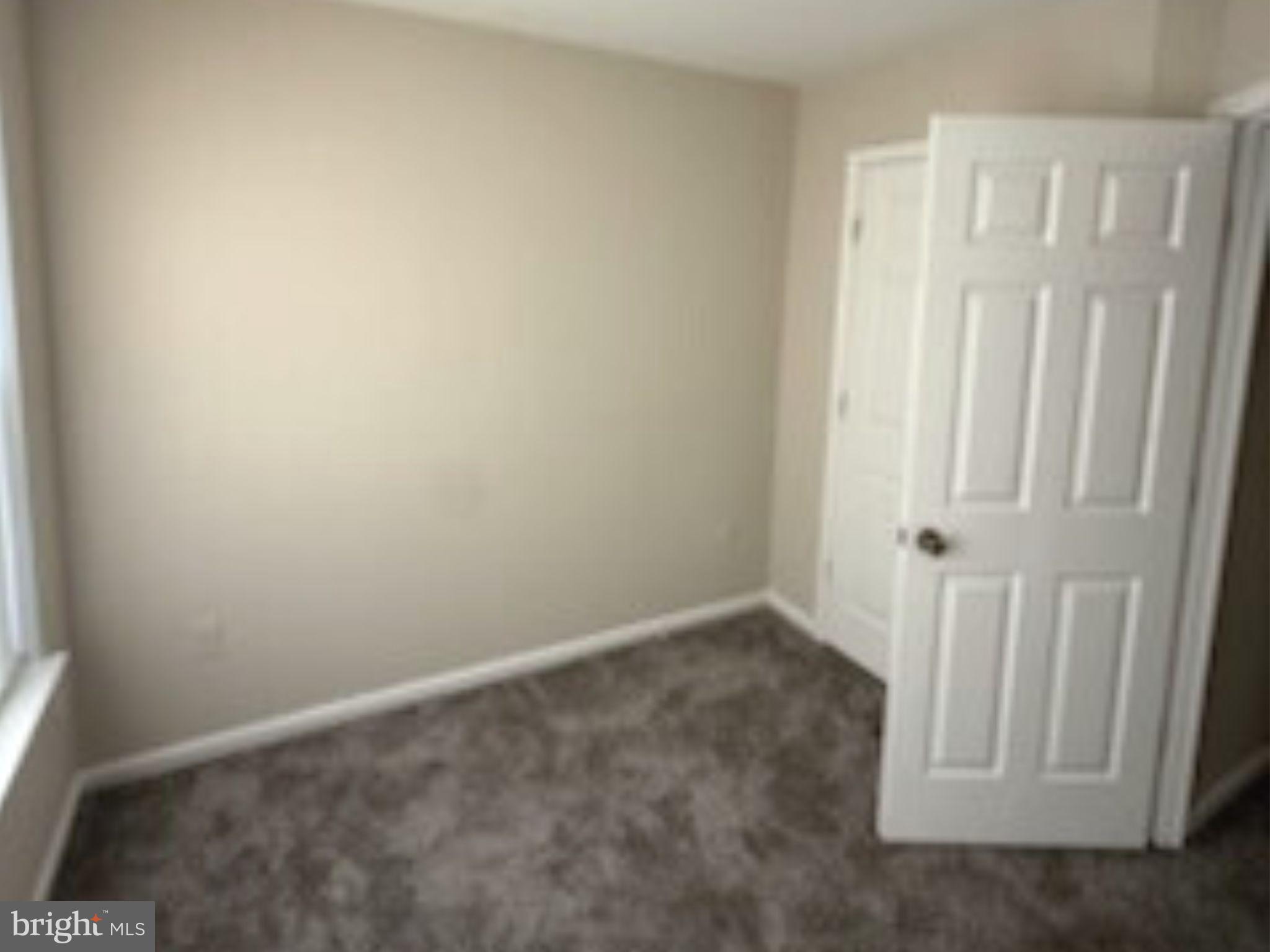 KINGS GRANT - Residential