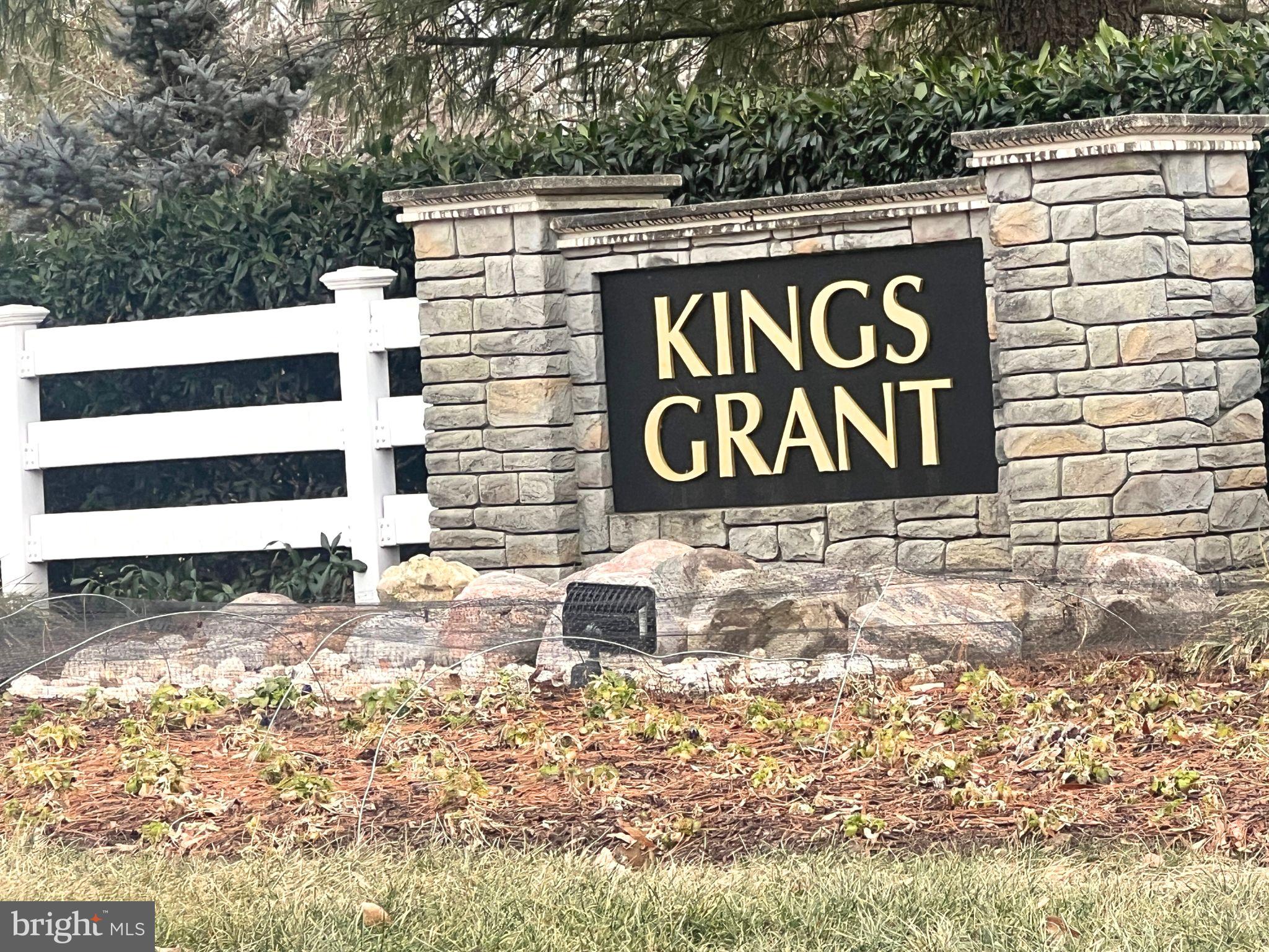 KINGS GRANT - Residential