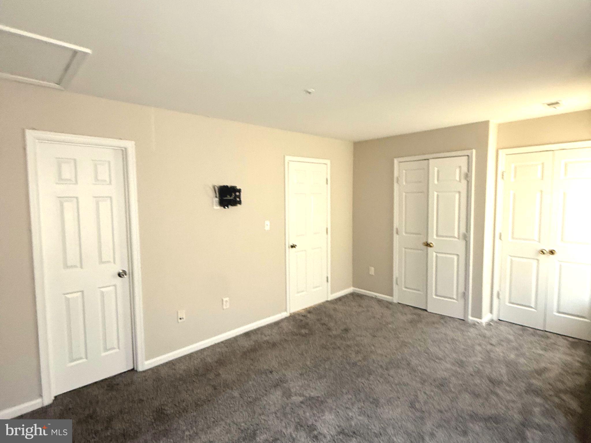 KINGS GRANT - Residential