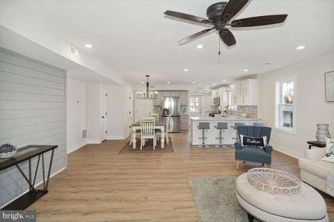 8012 CATHERINE AVENUE PASADENA MD 21122