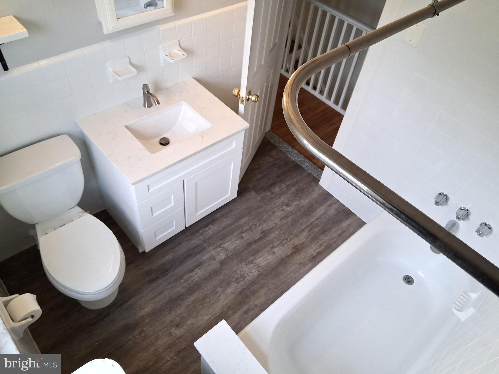 FOX CHASE - Residential