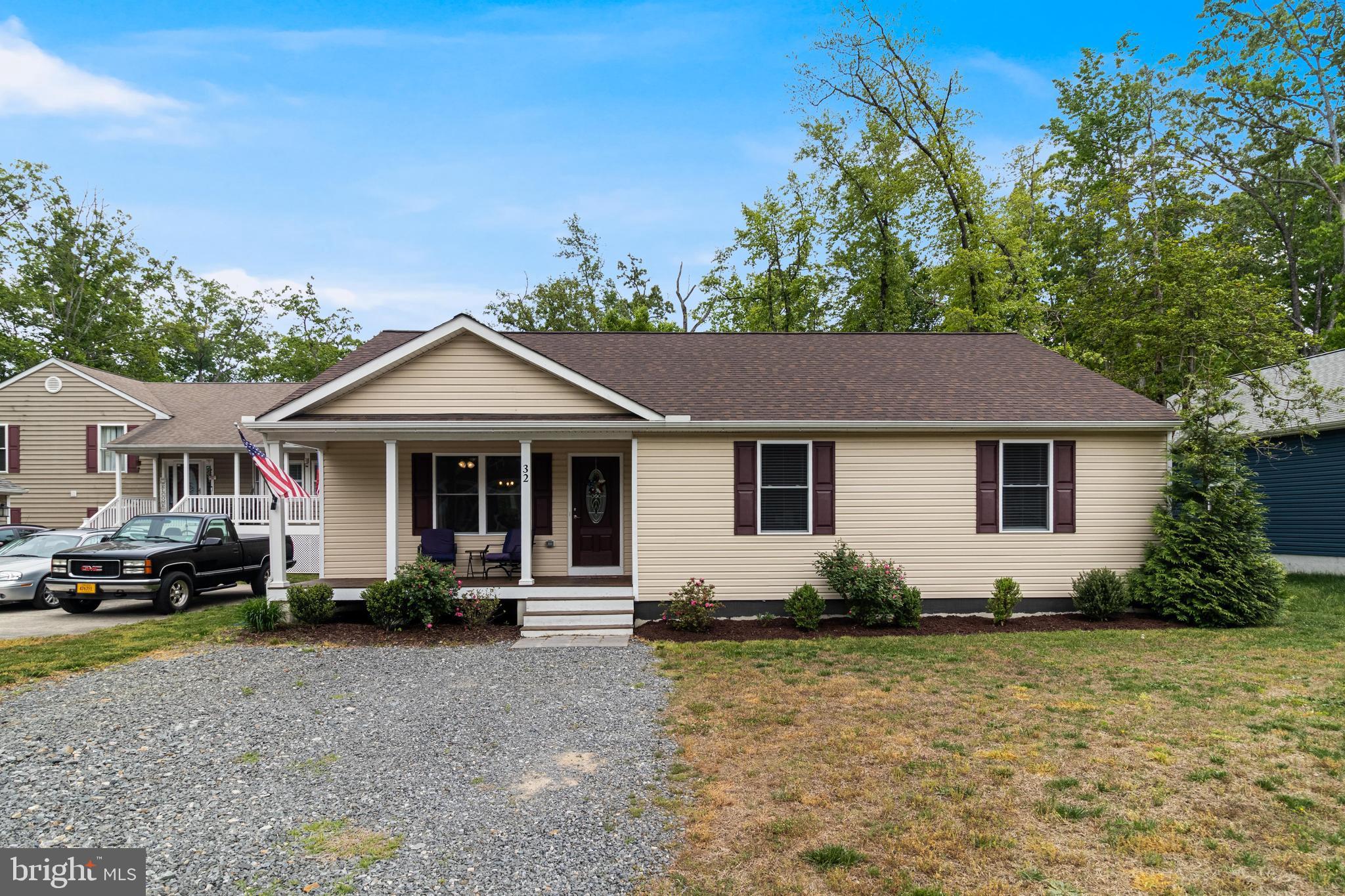 32 PLACID RD
