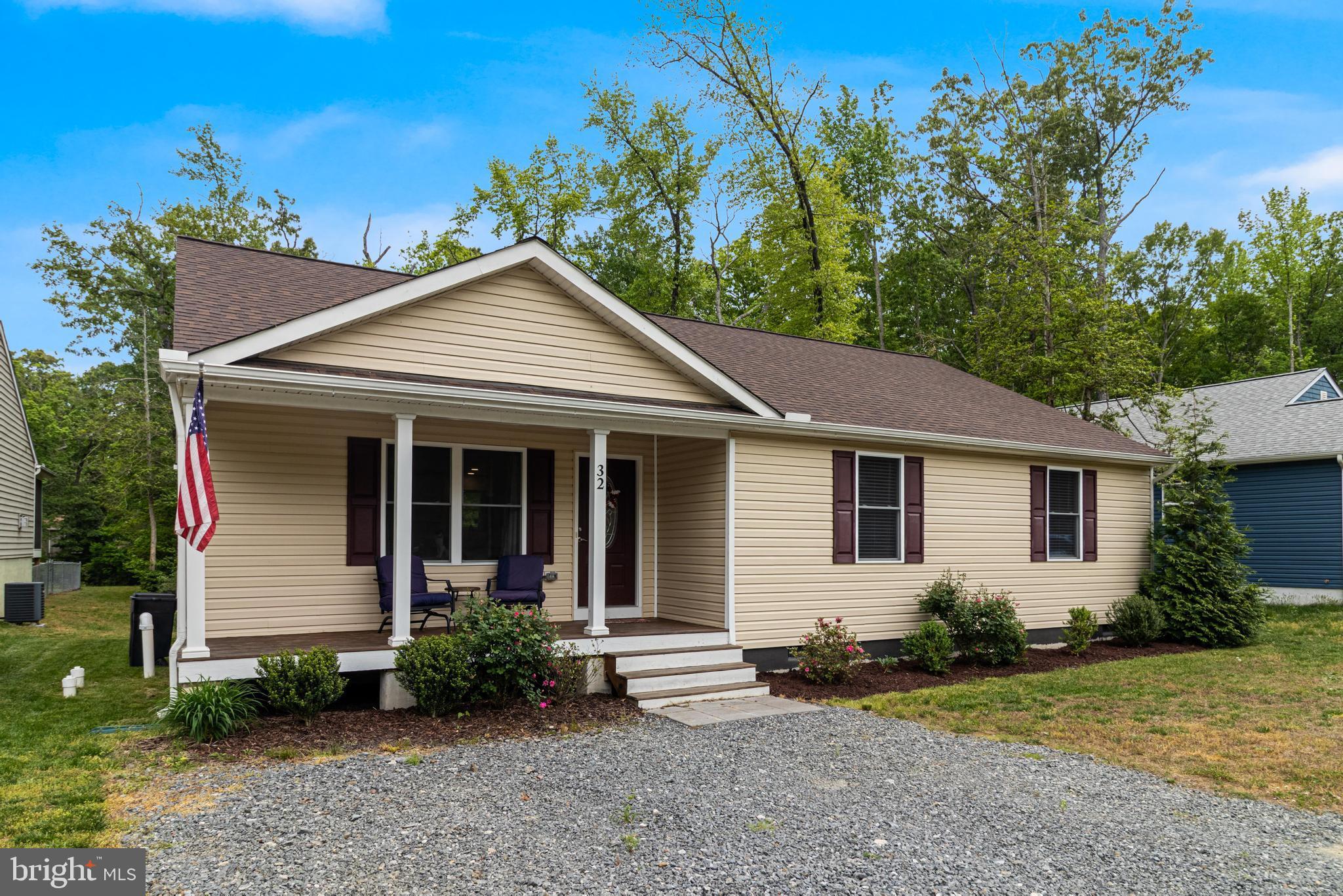 32 PLACID RD
