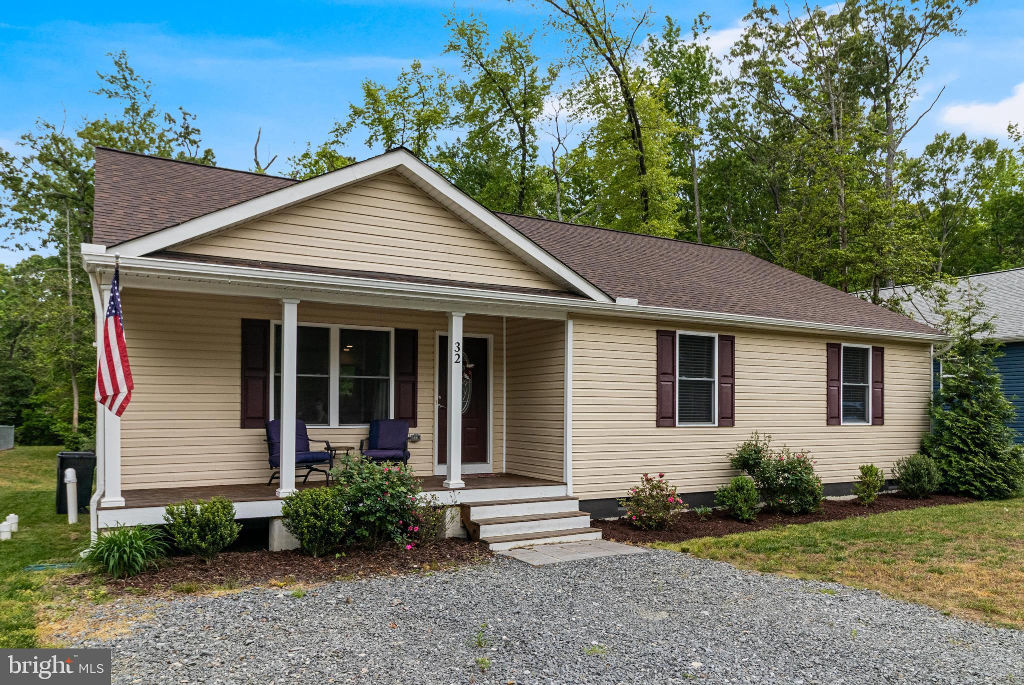32 PLACID RD