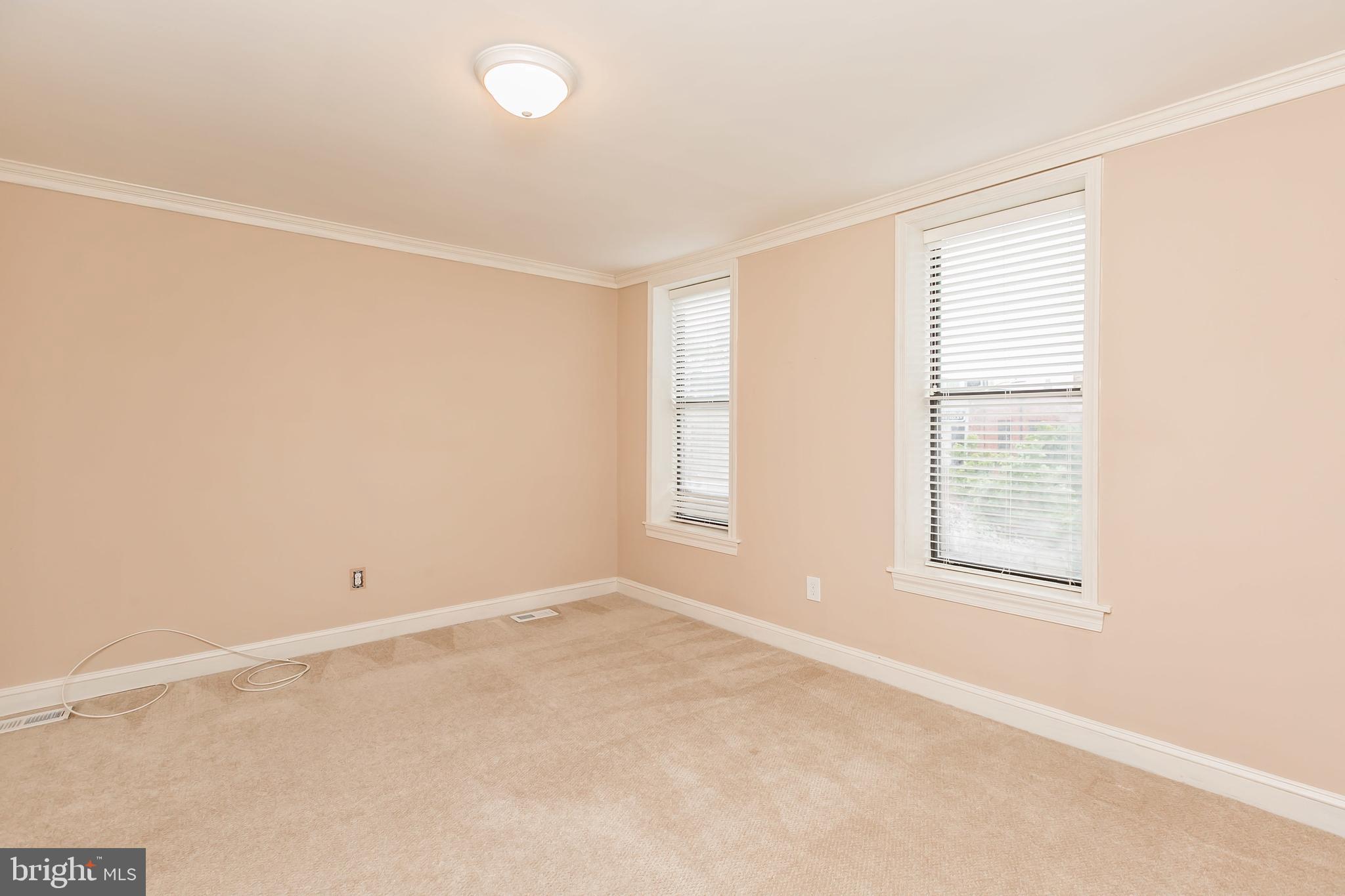 FEDERAL HILL HISTORIC DISTRICT - Residential Lease