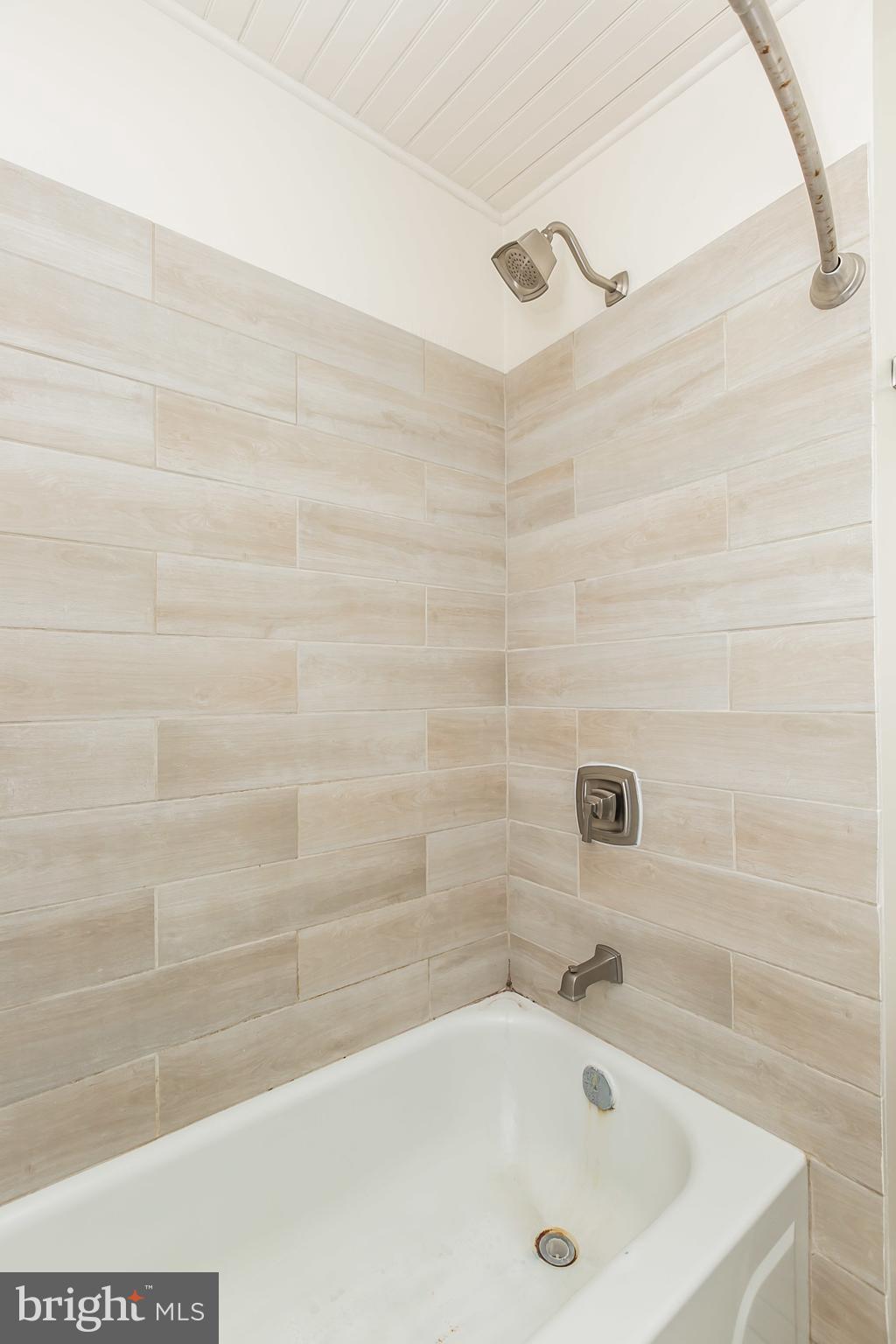 FEDERAL HILL HISTORIC DISTRICT - Residential Lease