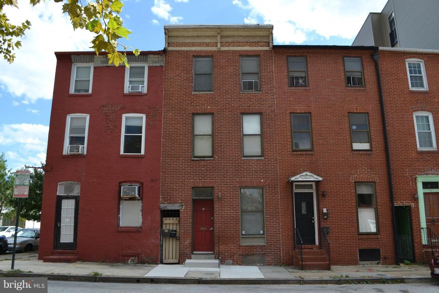 Renovated 2 level apartment with 2 big bedrooms, 1 full bathroom, and 1 Car Parking available July 1st!   Two large bedrooms, central air, laundry in unit.  Great location in the center of Federal Hill, steps to the Cross Street Market, restaurants and attractions.  Convenient to 95, 695, 295 and 83.  Access to public transportation including the Charm City Circulator and University of Maryland Shuttle.  Within walking distance of Downtown, Ravens Stadium and Camden Yards. 1 year lease, 1 month security deposit. No smokers, Cats allowed.   **Water and Sewer included in rent**