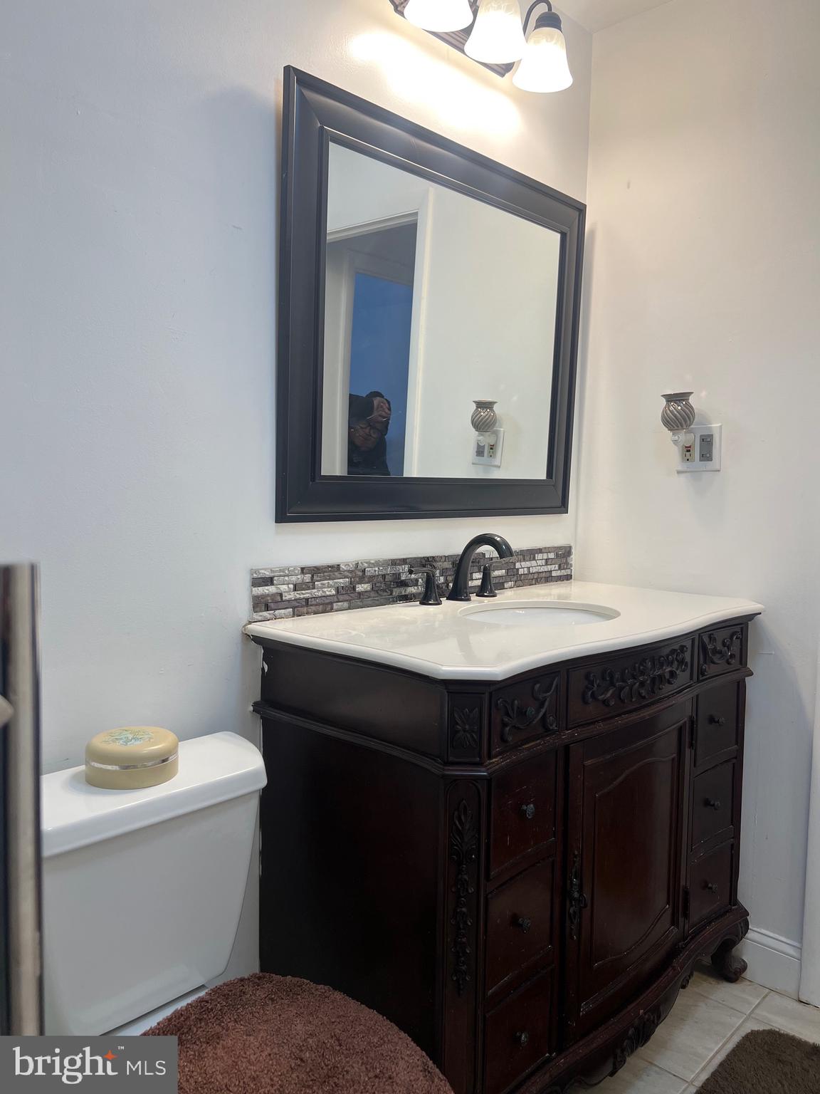 SUBURBIA - Residential