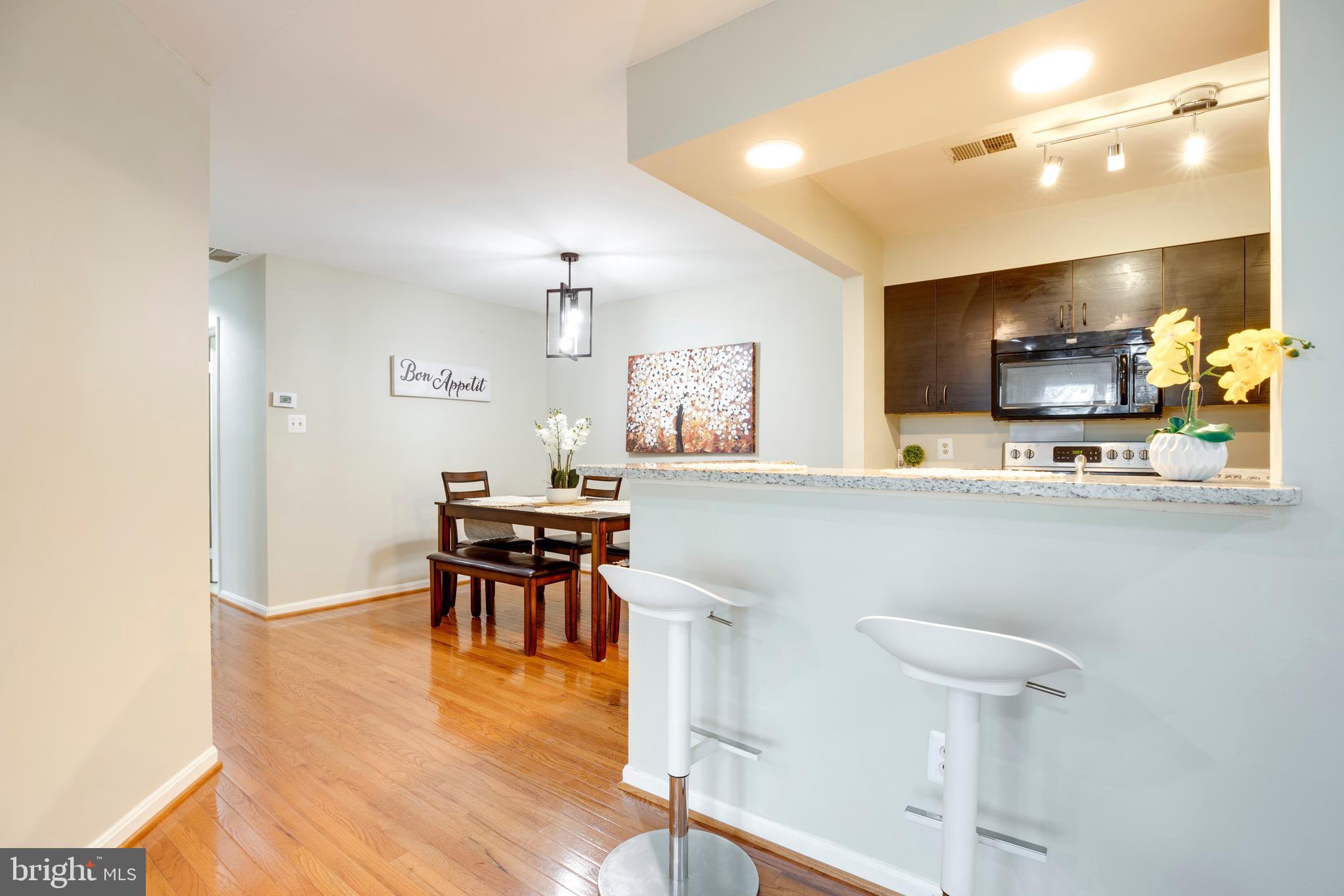 LAFAYETTE FOREST - Residential Lease