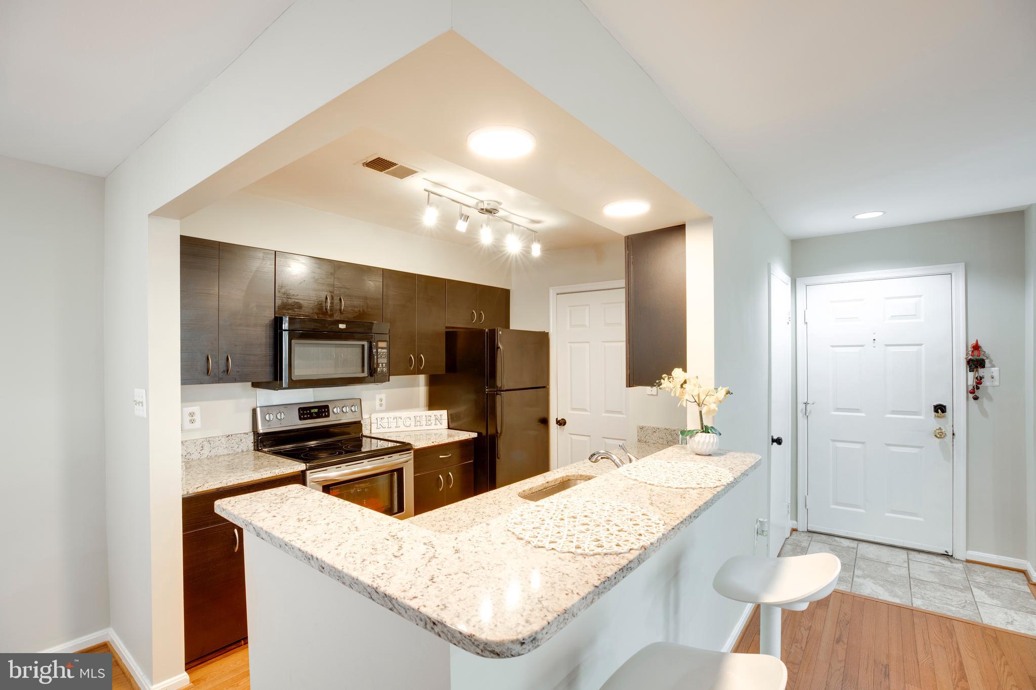 LAFAYETTE FOREST - Residential Lease