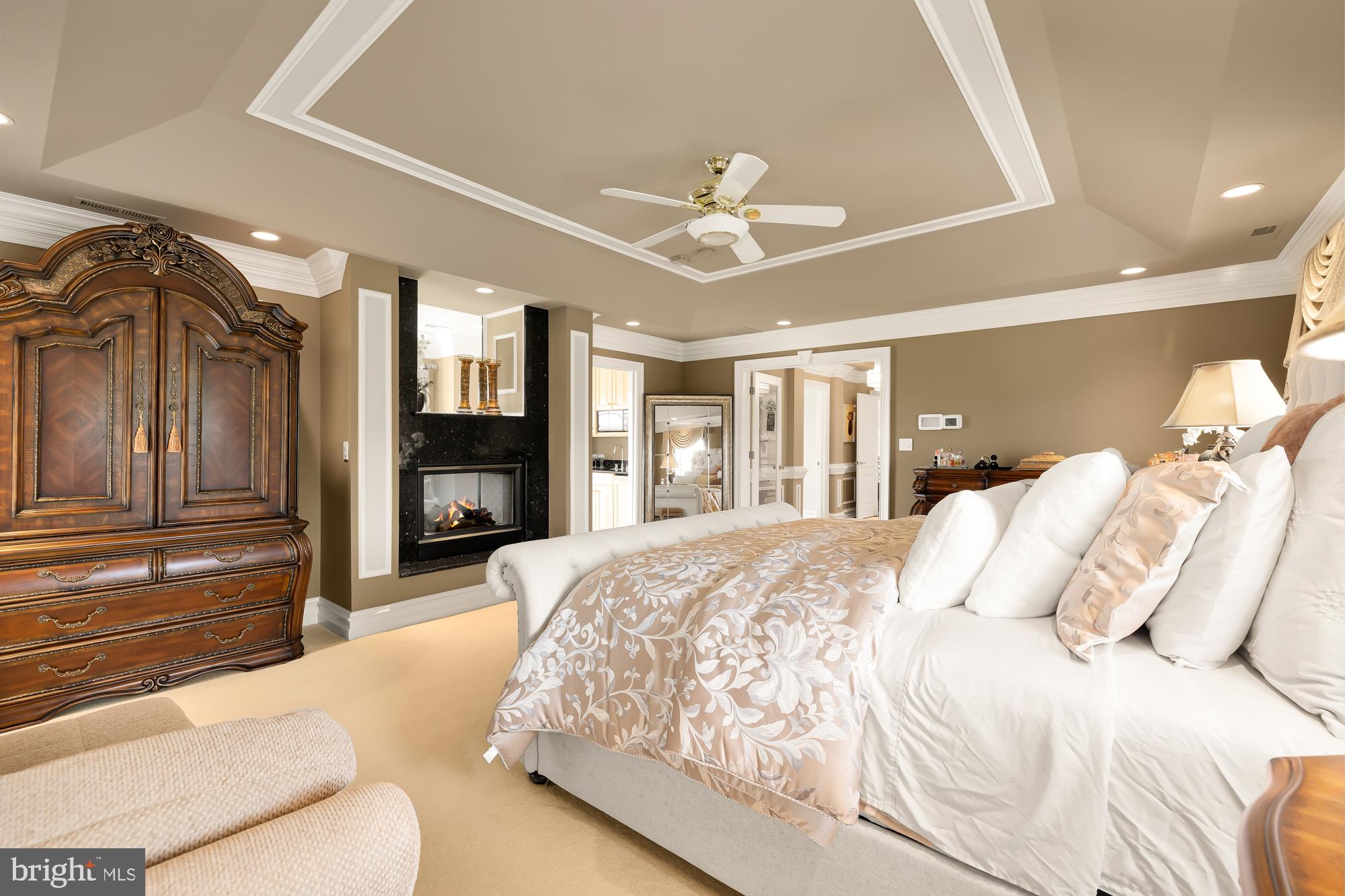 SPRING MEADOWS - Residential