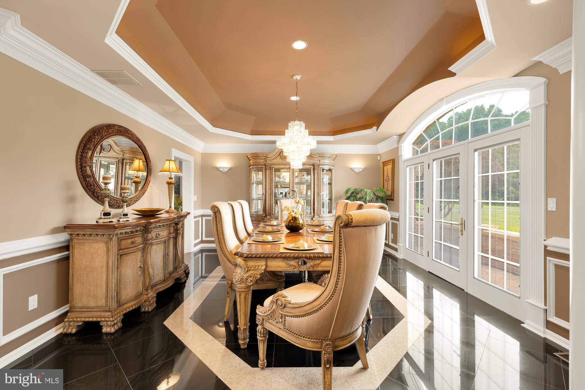 SPRING MEADOWS - Residential