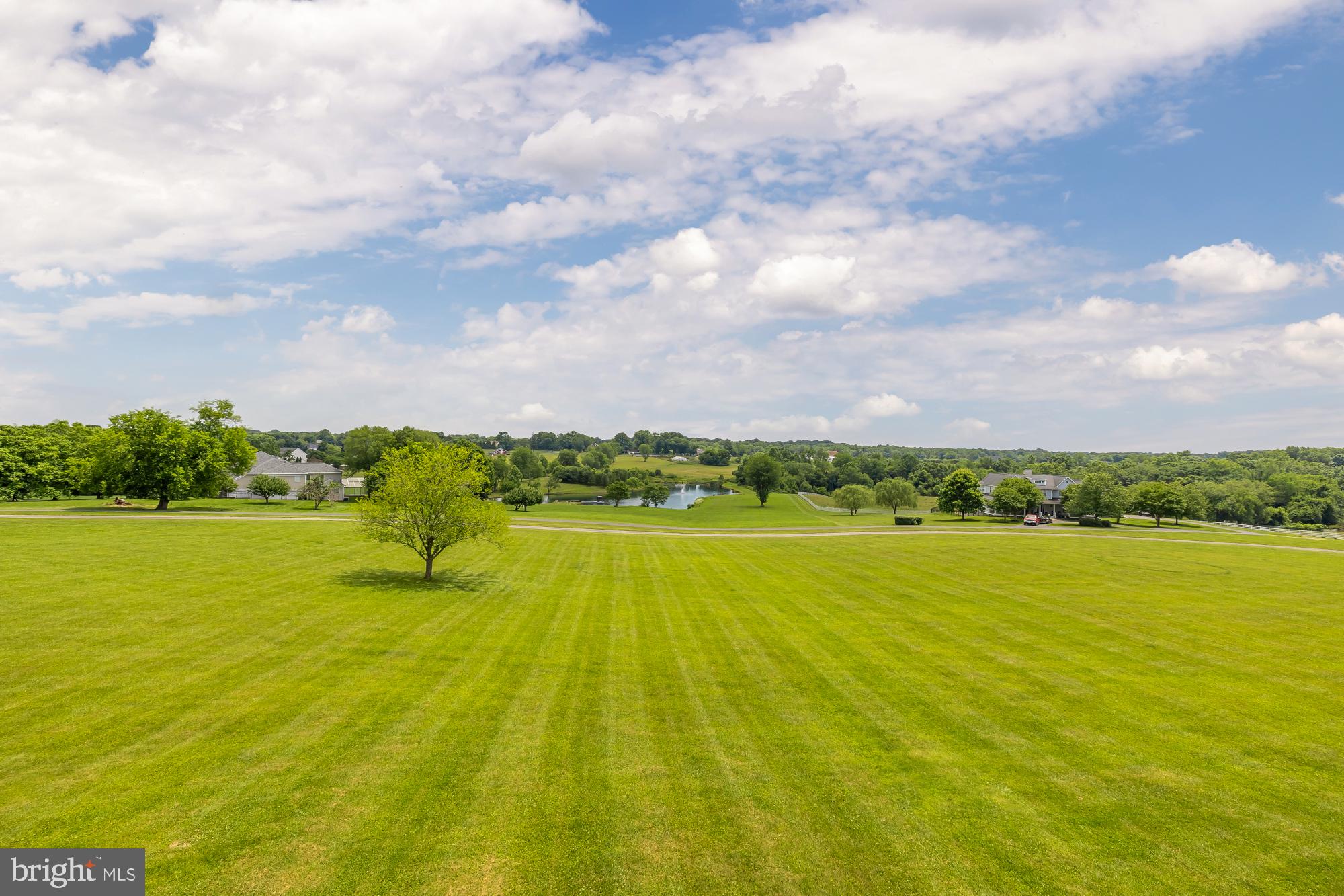 SPRING MEADOWS - Residential
