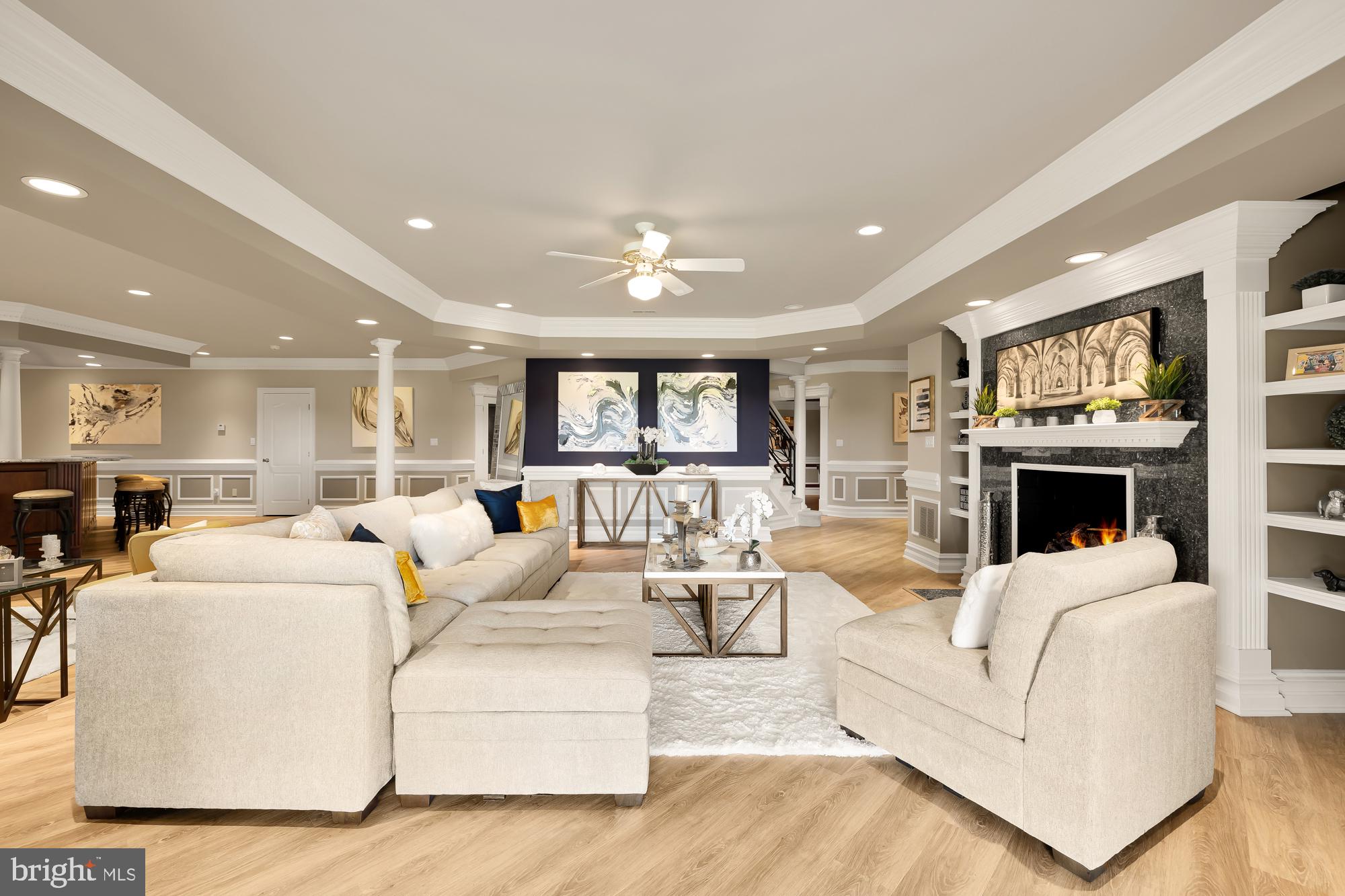 SPRING MEADOWS - Residential