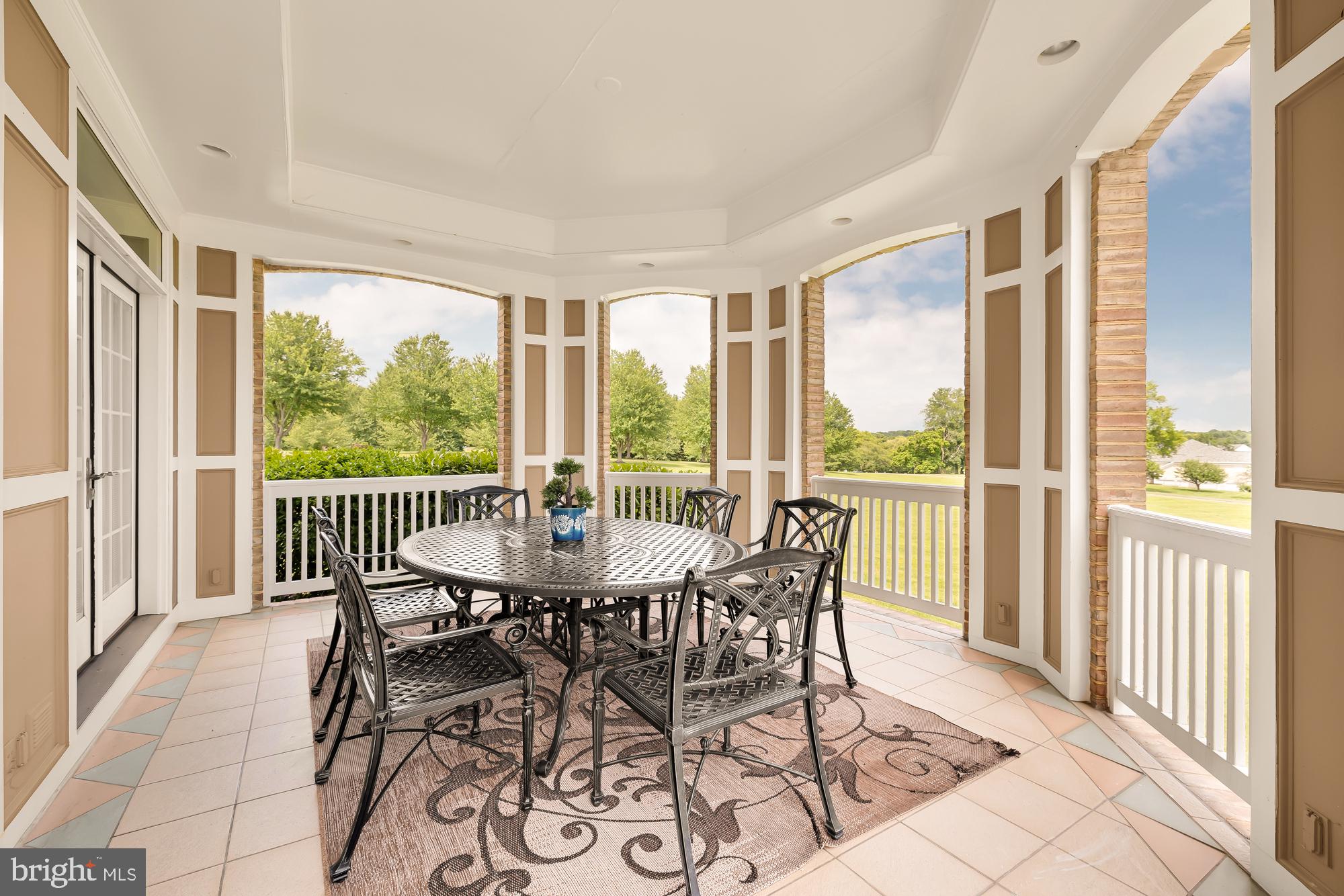 SPRING MEADOWS - Residential