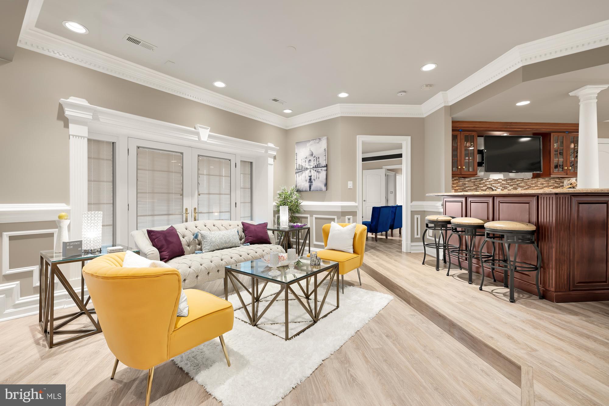 SPRING MEADOWS - Residential