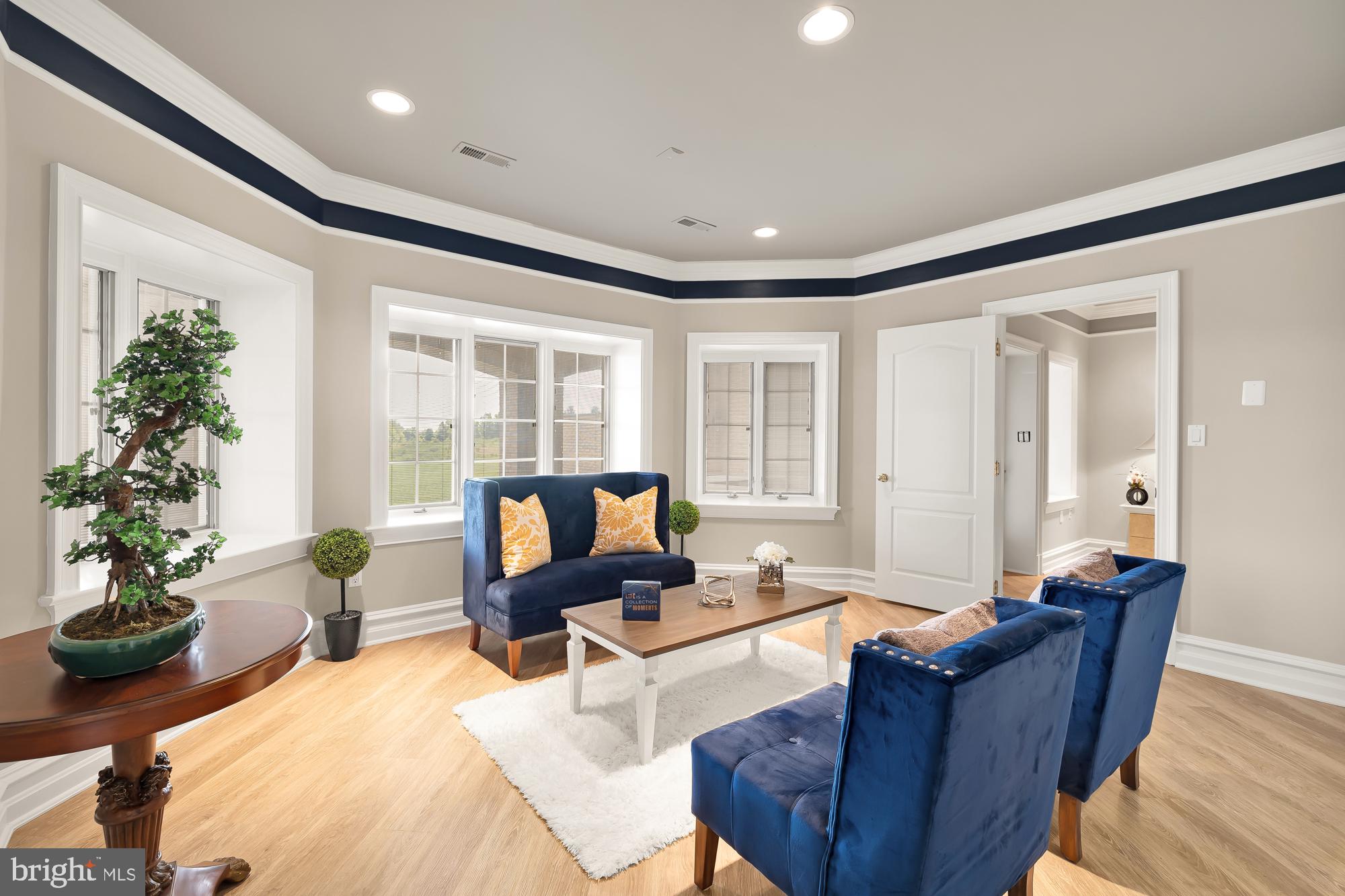 SPRING MEADOWS - Residential