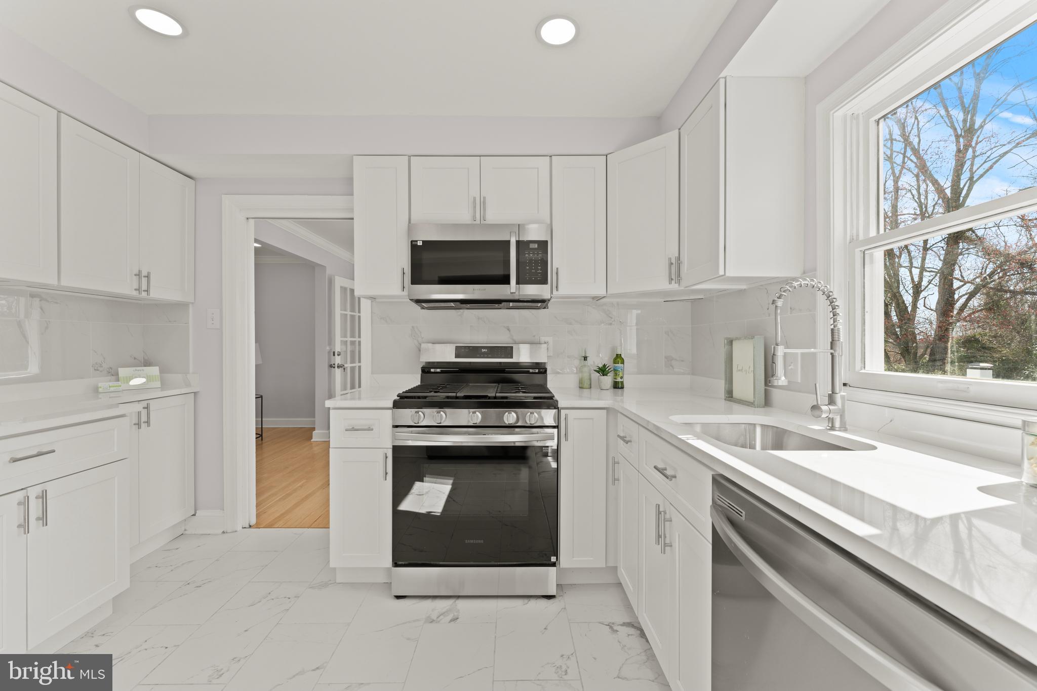 PINES ON THE SEVERN - Residential