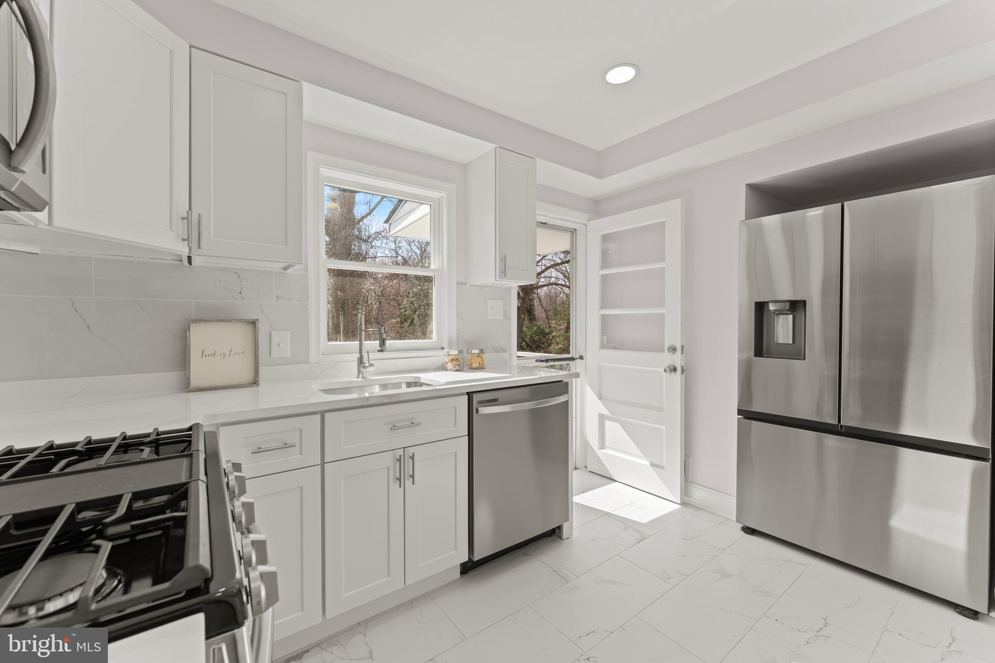 PINES ON THE SEVERN - Residential