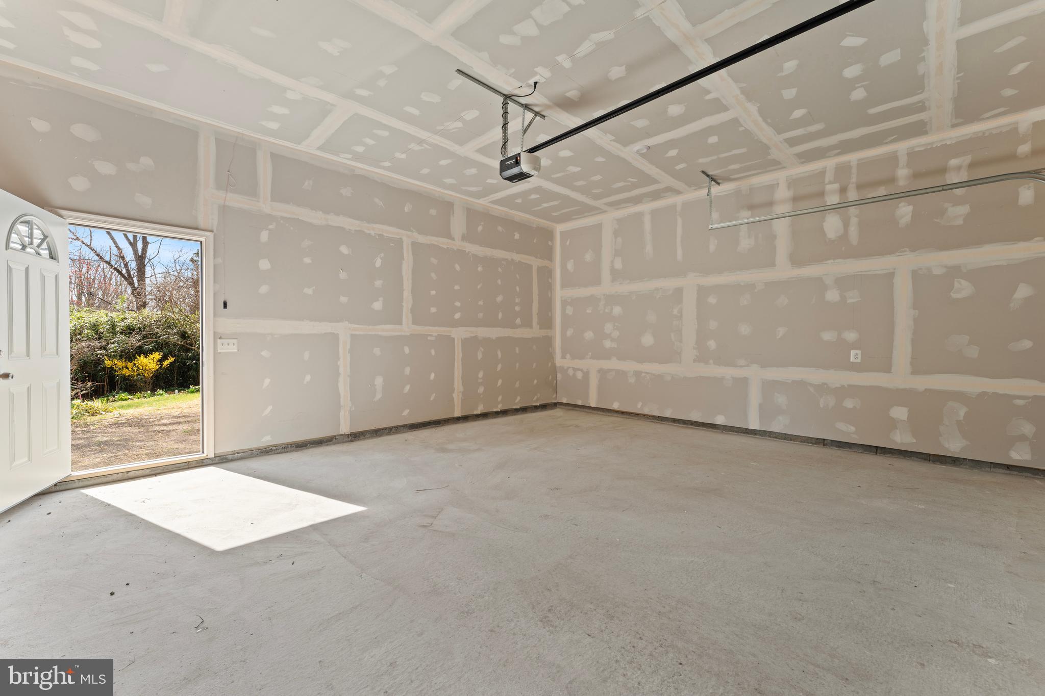 PINES ON THE SEVERN - Residential