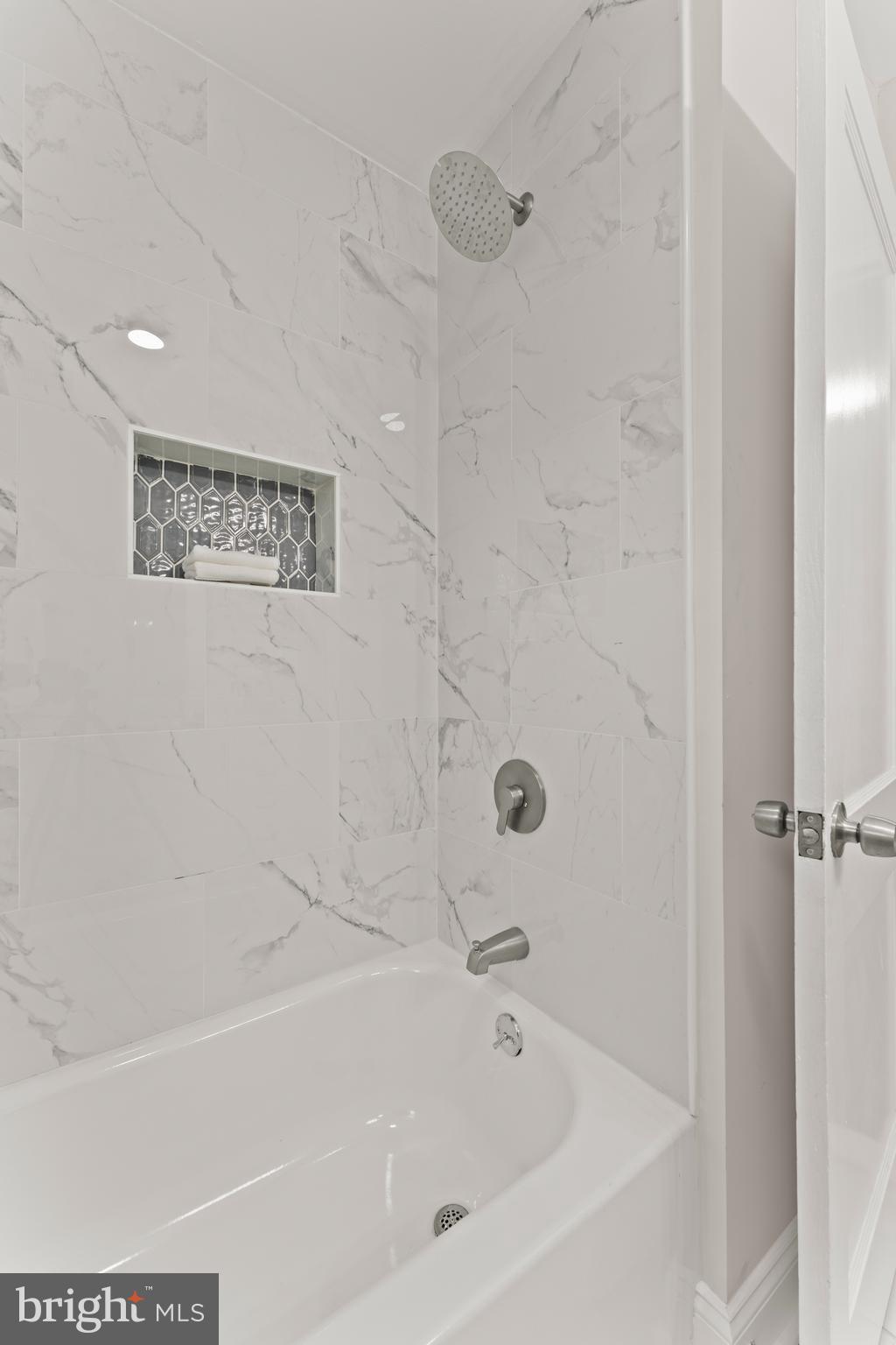 PINES ON THE SEVERN - Residential