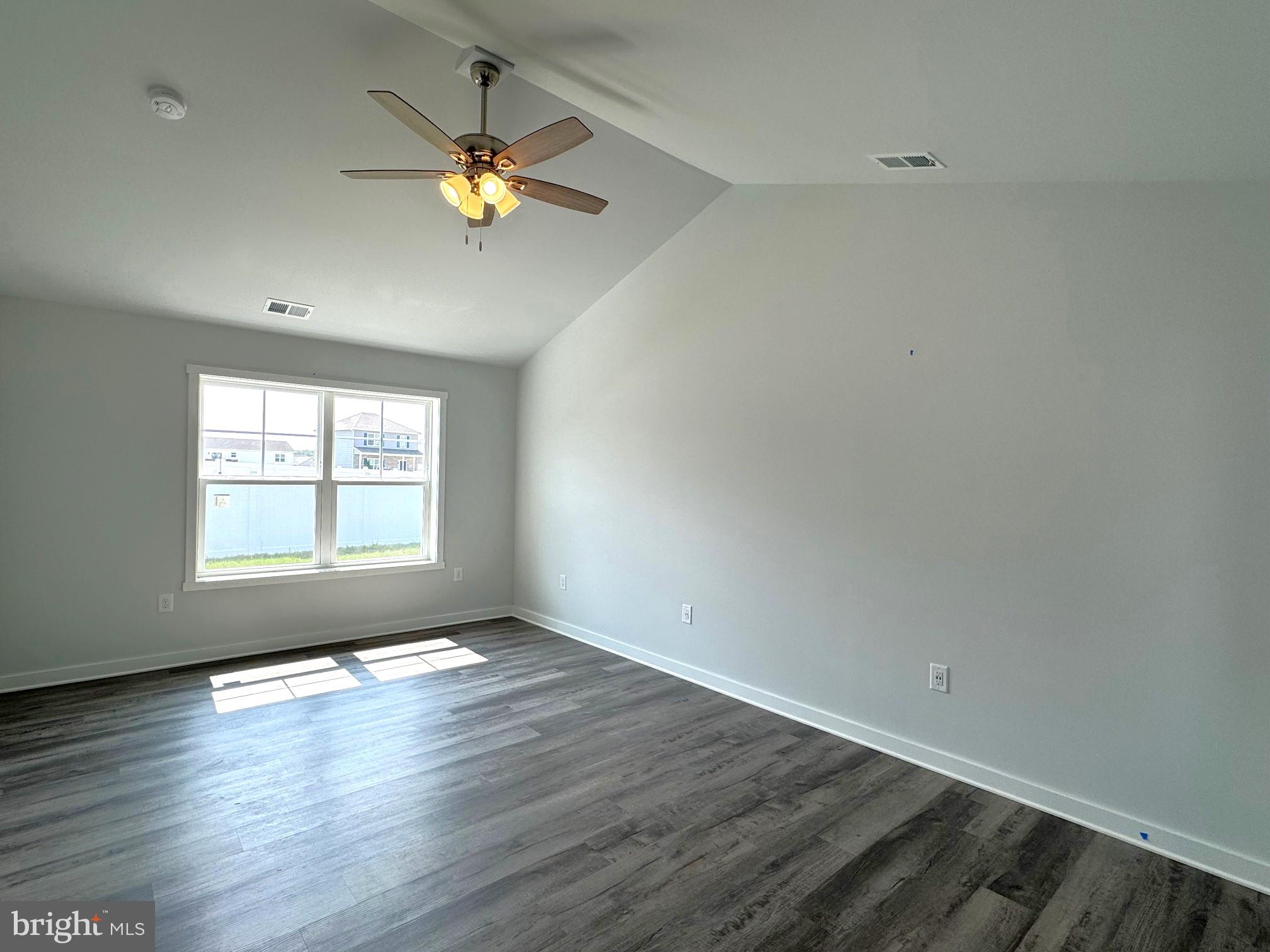 HERITAGE HILLS - Residential