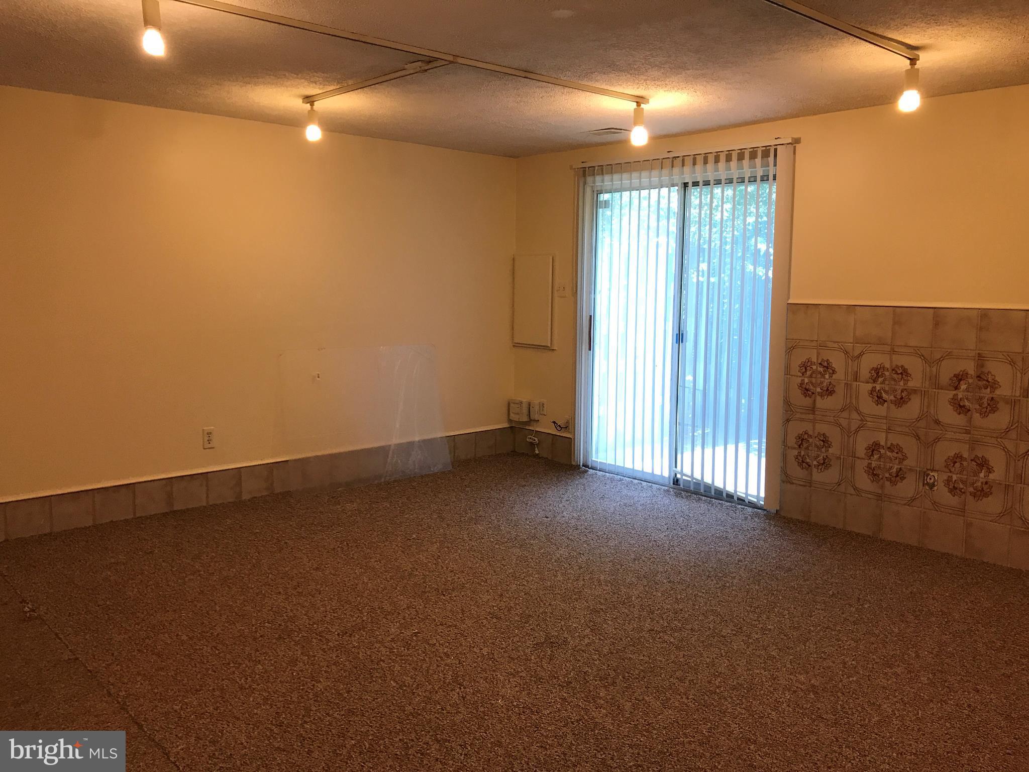 NEWGATE - Residential Lease