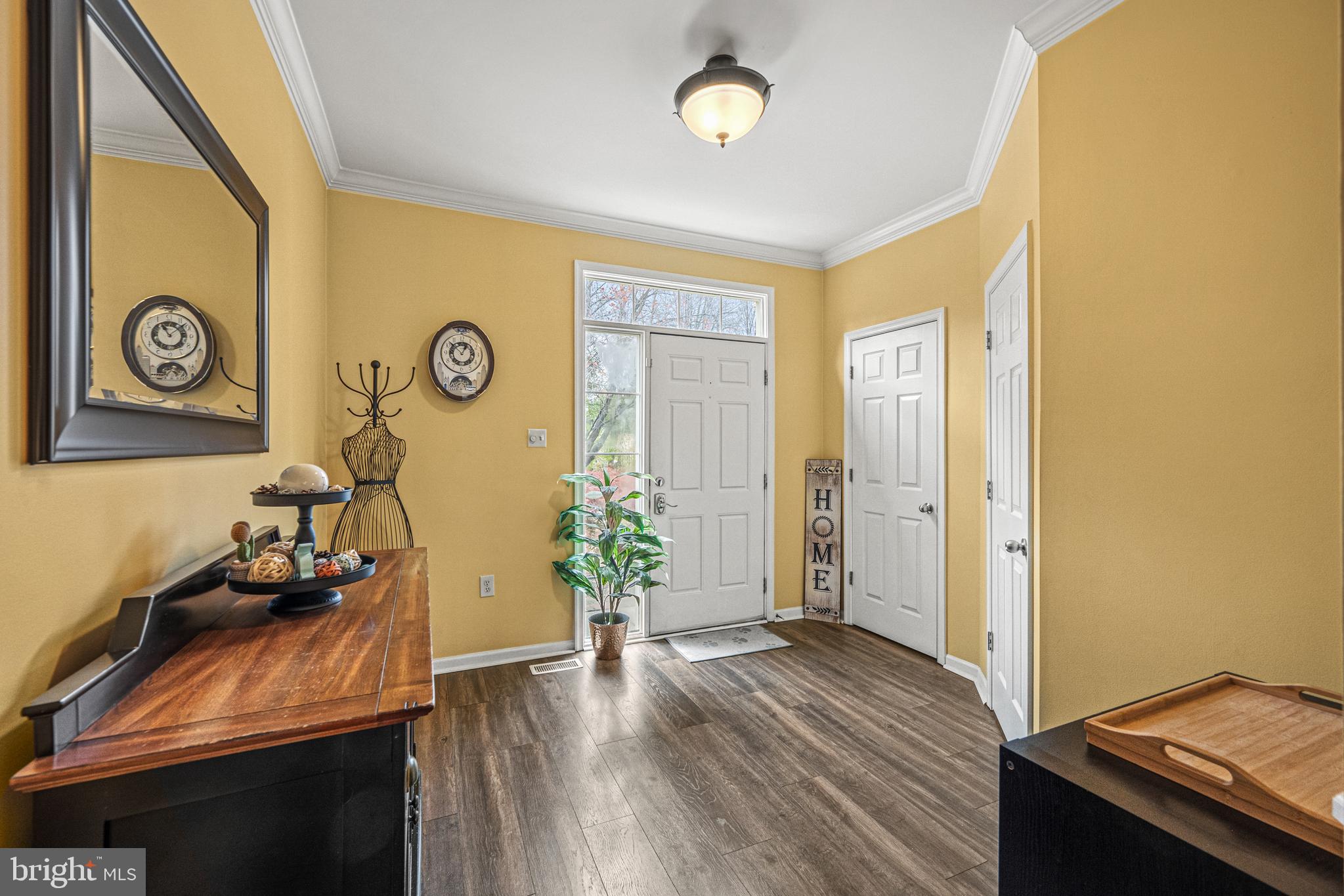 COLLEGE HILLS - Residential