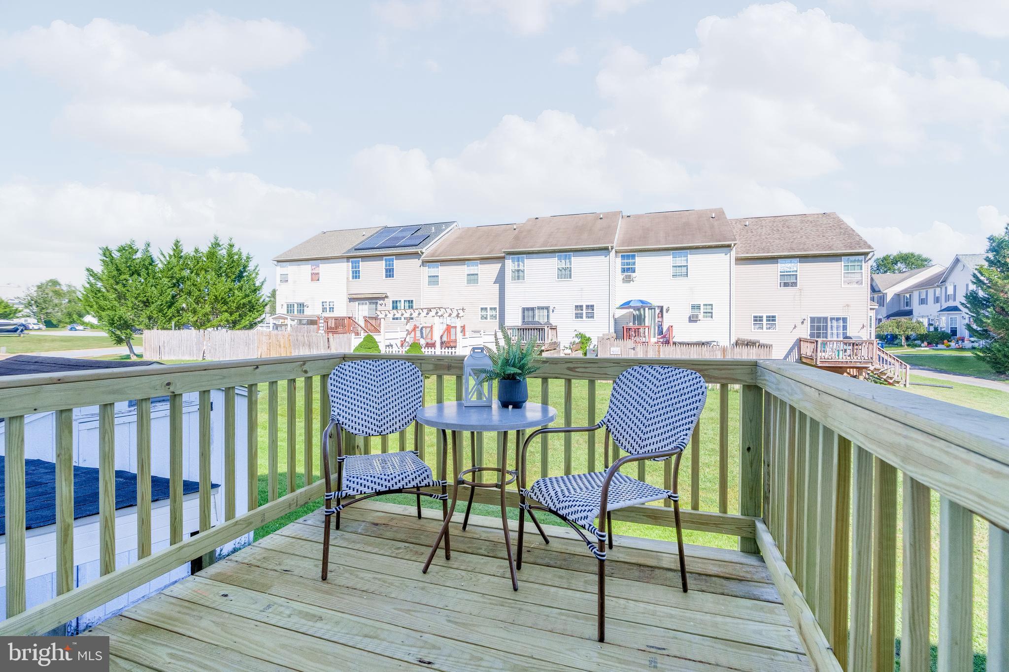 THE COURTS - Residential