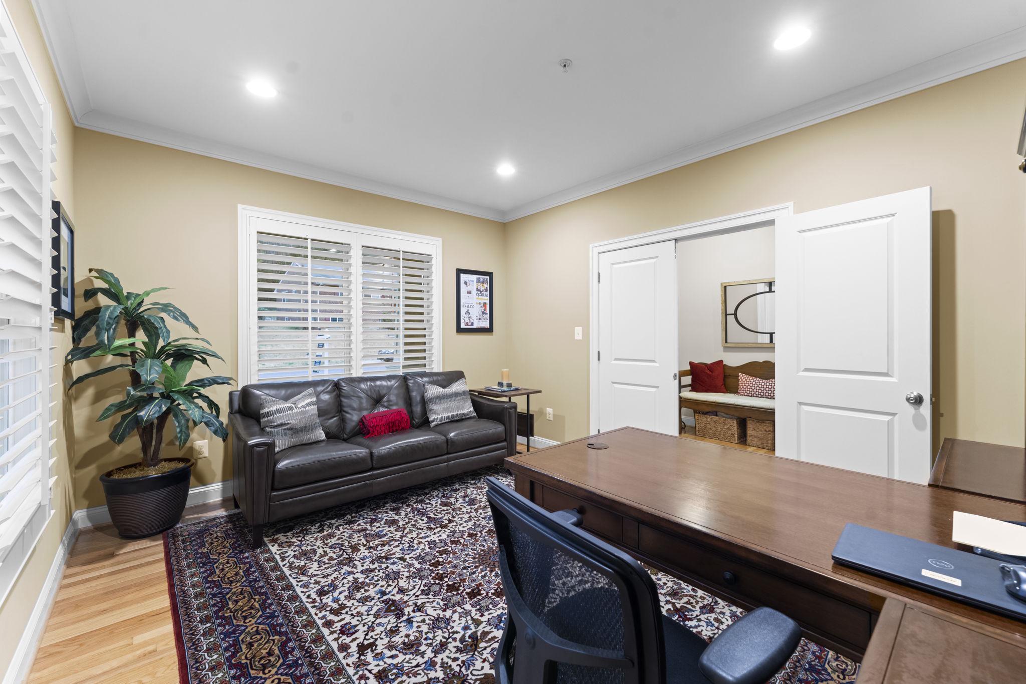 PARKWOOD - Residential