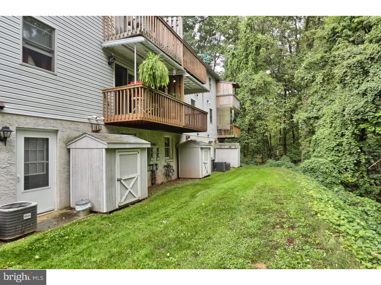 MIFFLIN WOODS - Residential