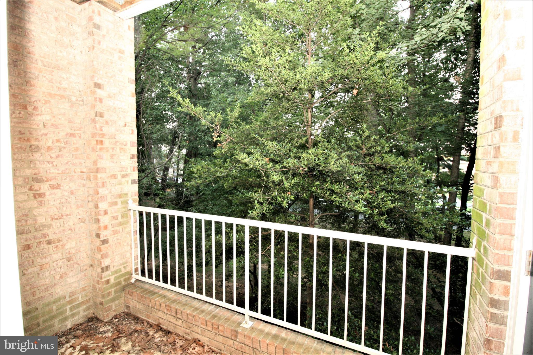 WESTBRIAR PLAZA - Residential Lease