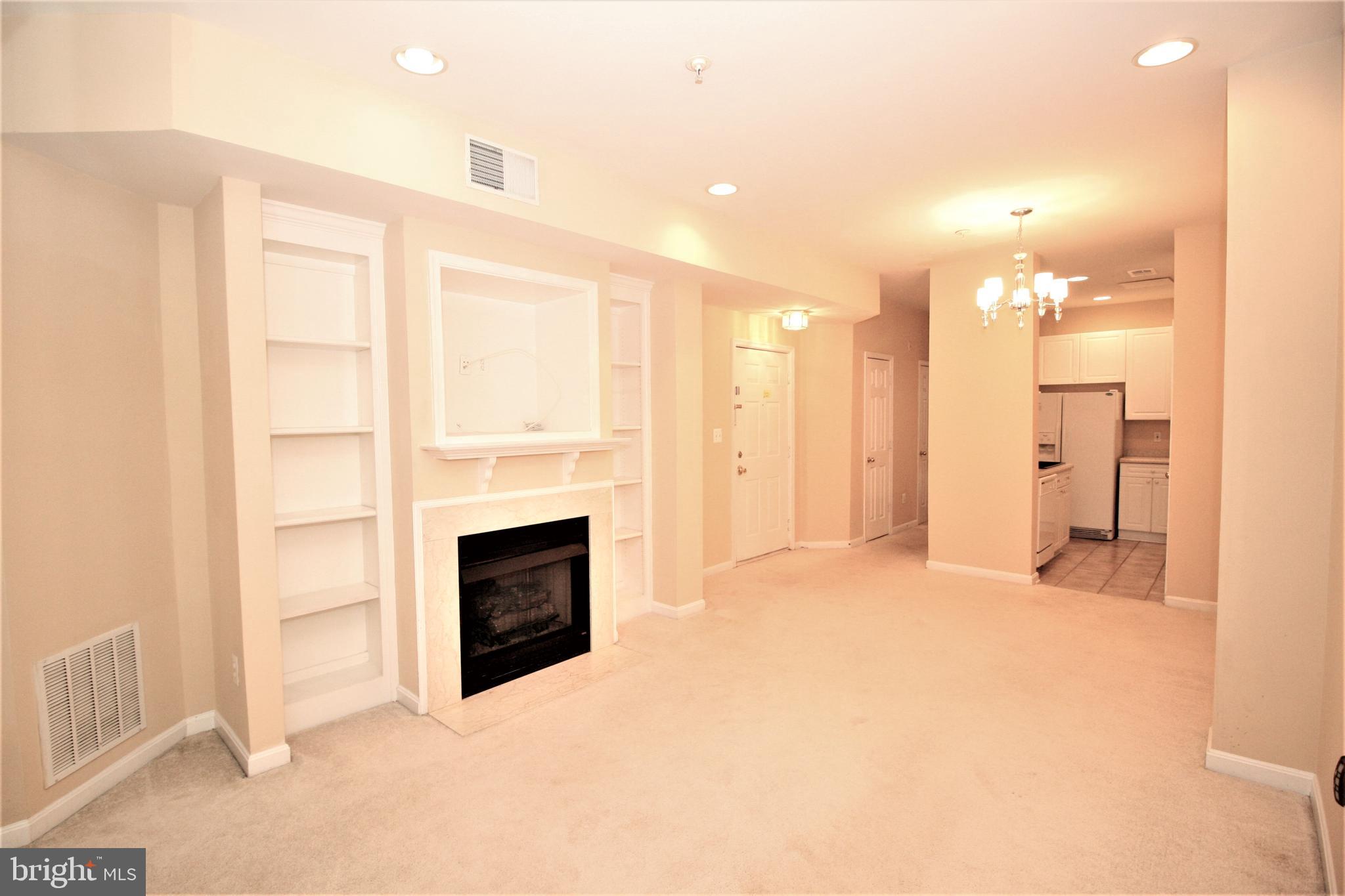 WESTBRIAR PLAZA - Residential Lease