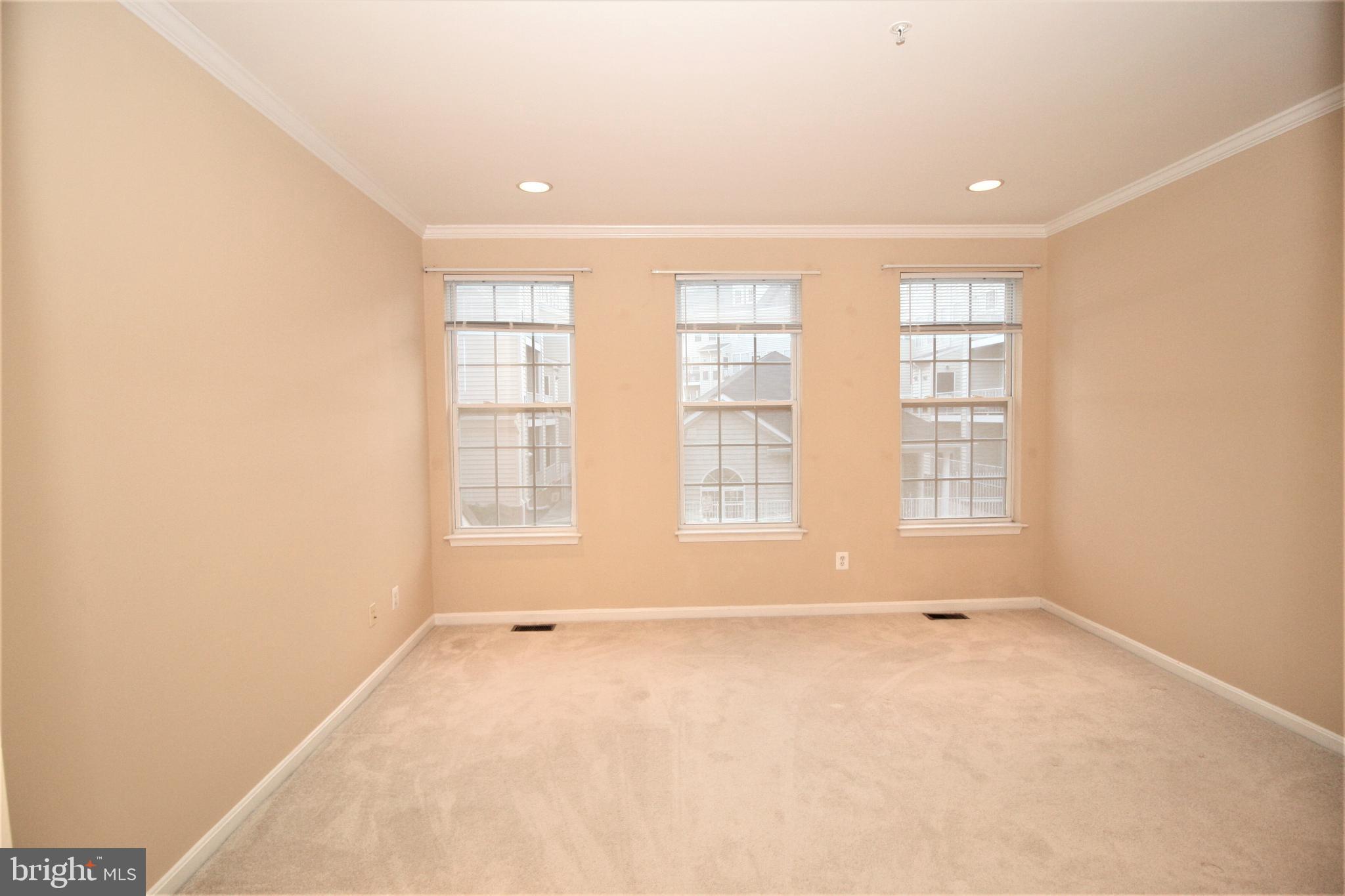 WESTBRIAR PLAZA - Residential Lease