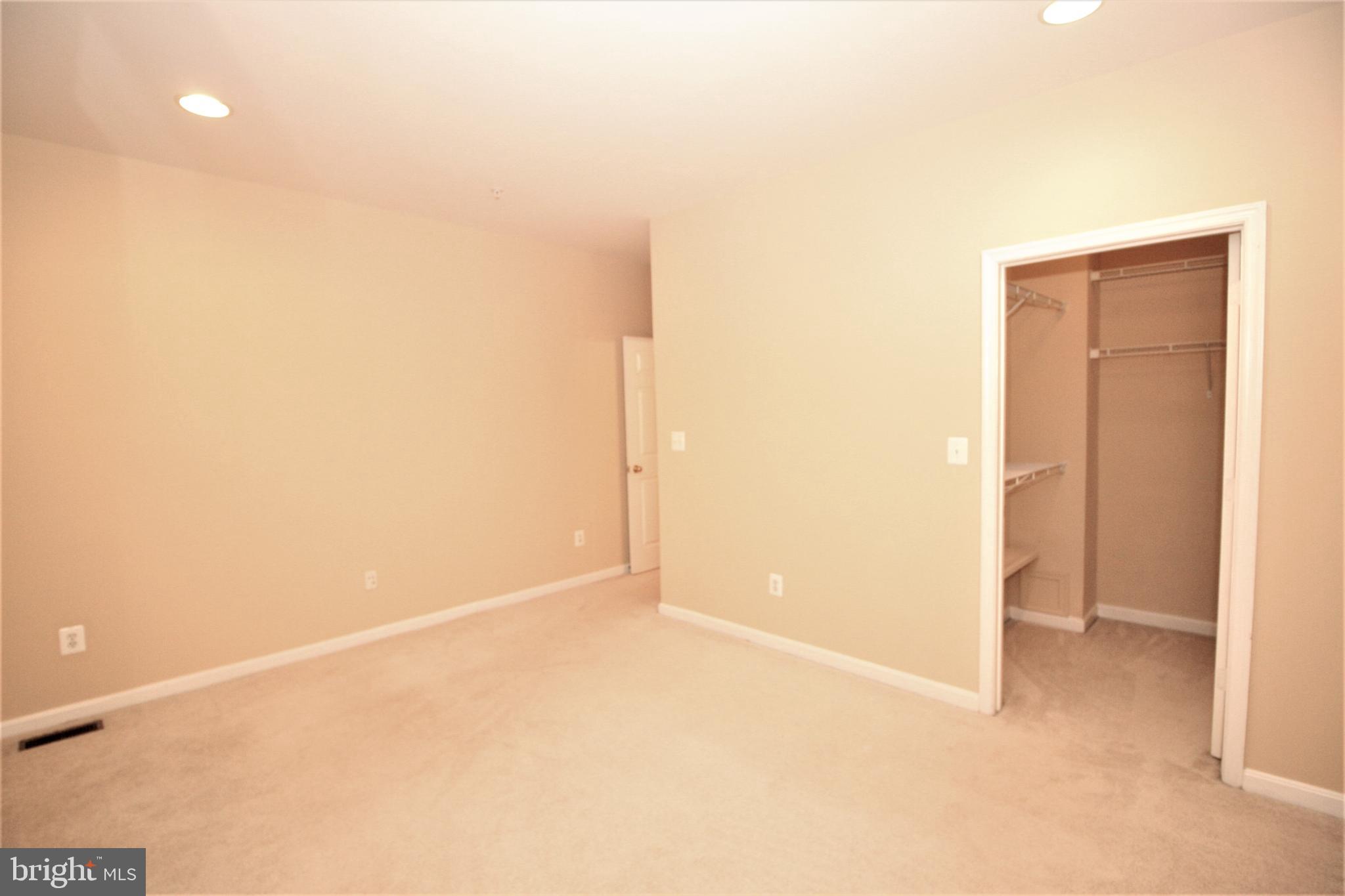 WESTBRIAR PLAZA - Residential Lease